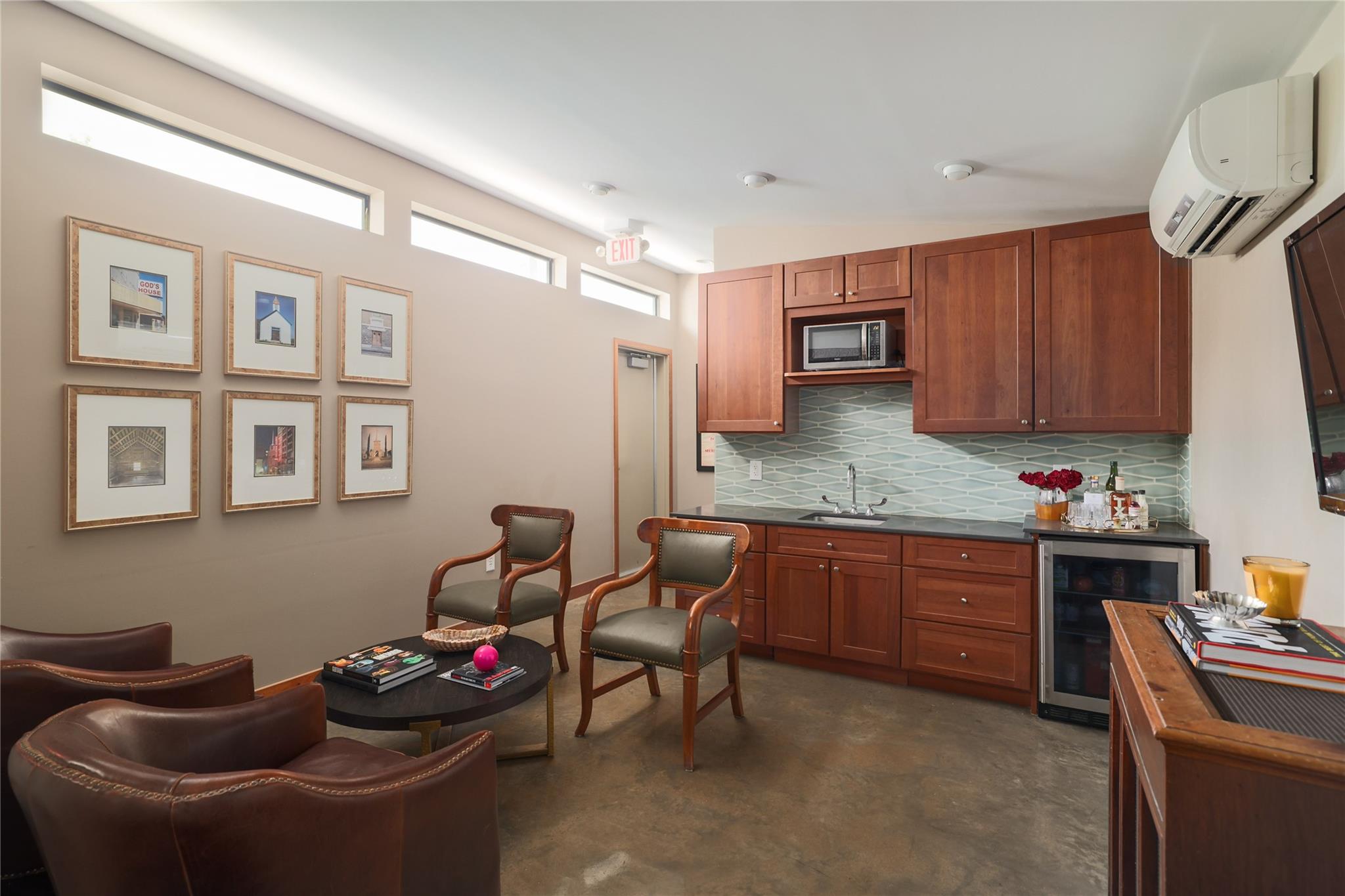 2205 E 12th St, Austin, TX 78702