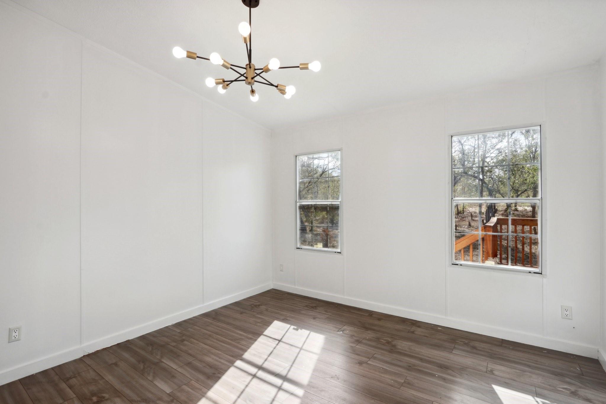 462 Texas Oak Dr, Cedar Creek, TX 78612