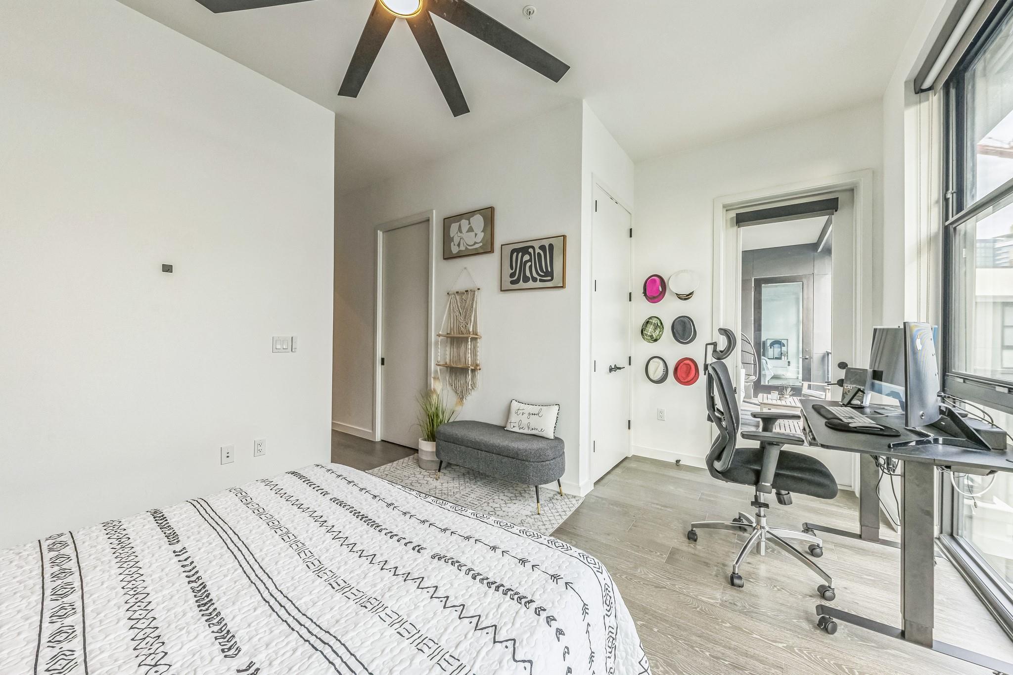 800 Embassy Dr # 609, Austin, TX 78702