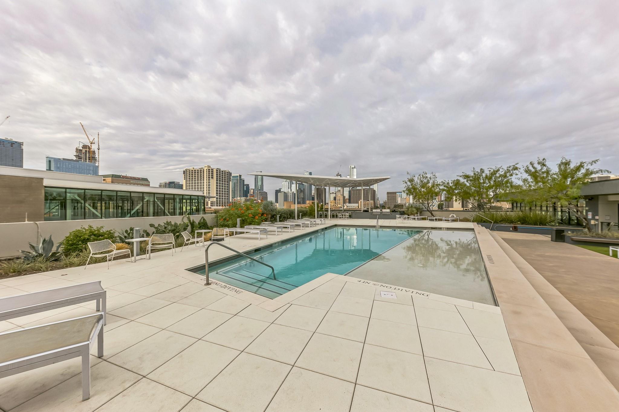 800 Embassy Dr # 609, Austin, TX 78702