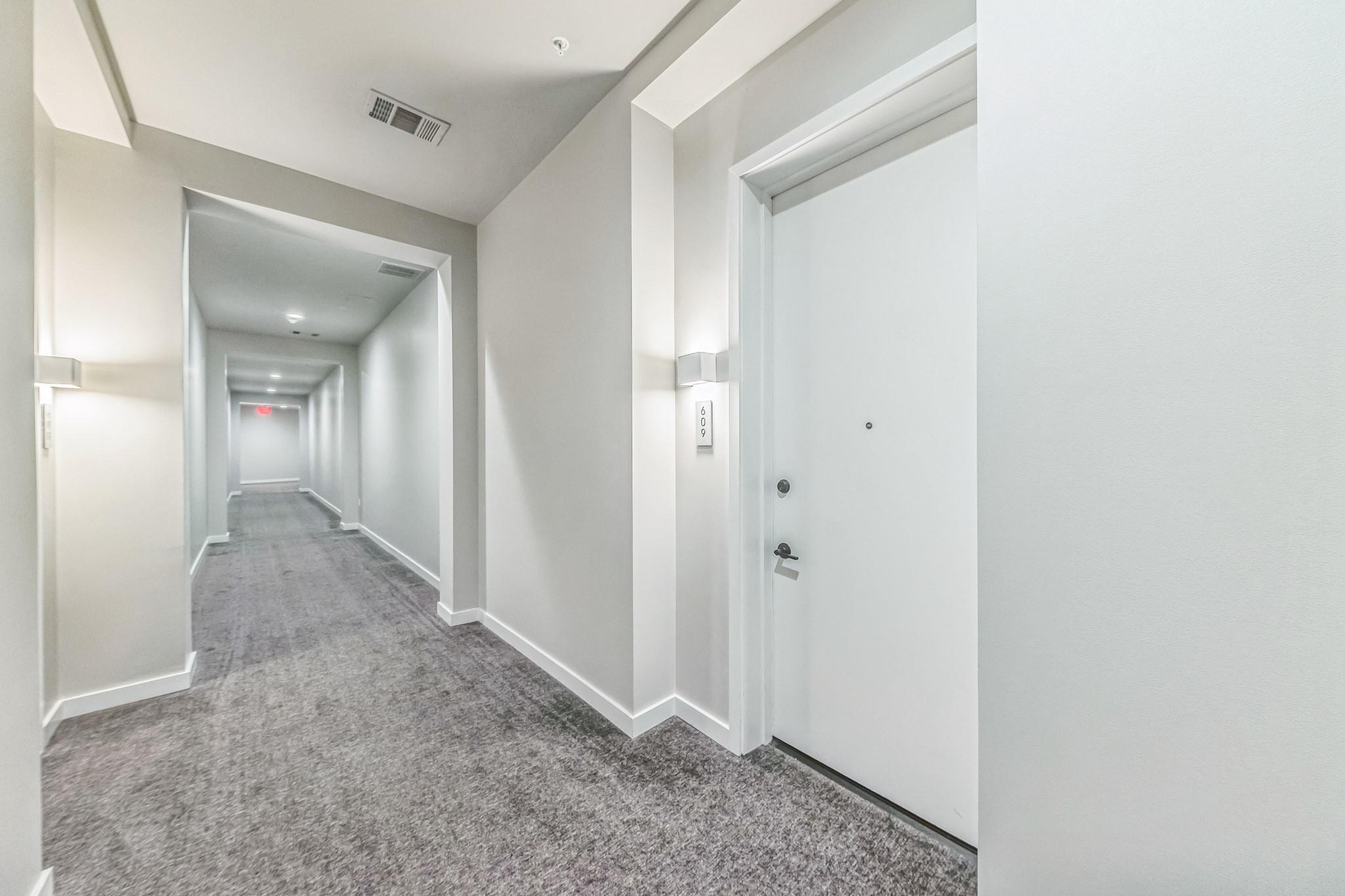 800 Embassy Dr # 609, Austin, TX 78702