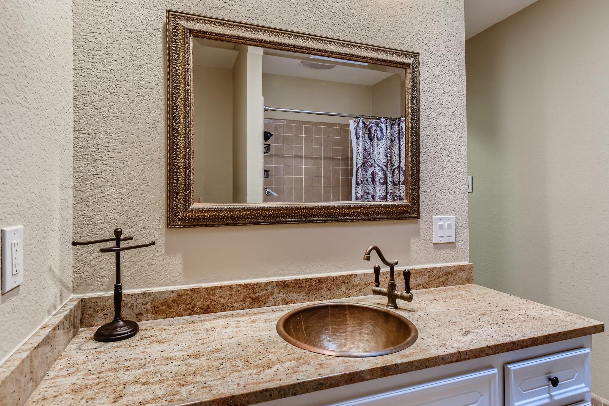 6811 Hitching Post Cir, Austin, TX 78749