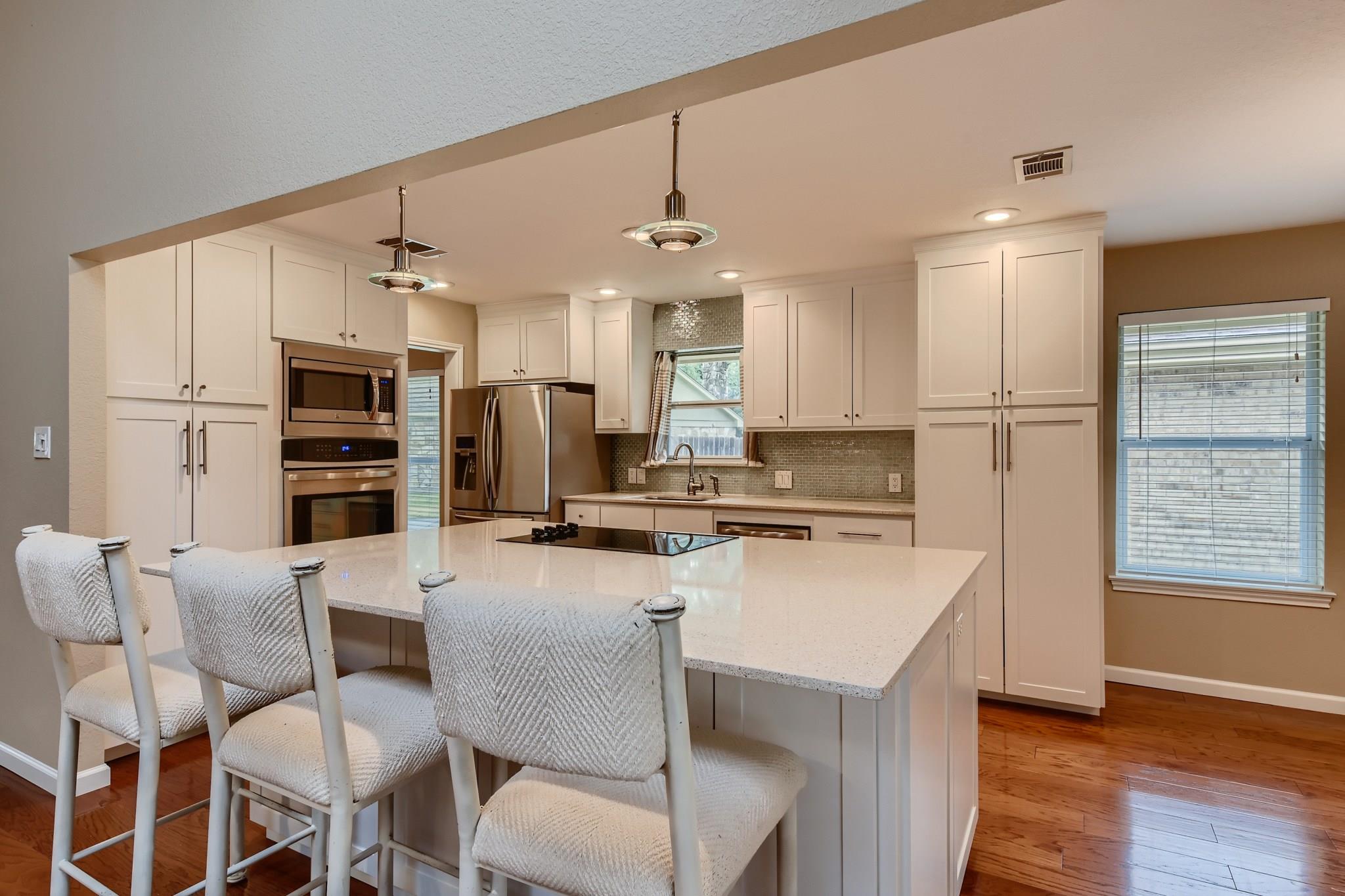 6811 Hitching Post Cir, Austin, TX 78749