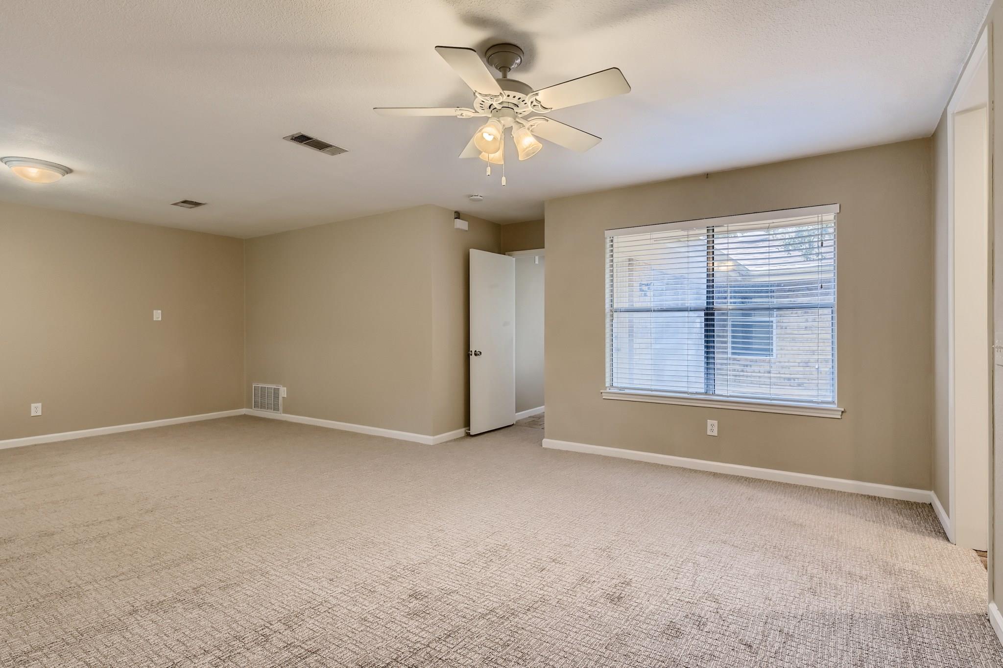 6811 Hitching Post Cir, Austin, TX 78749