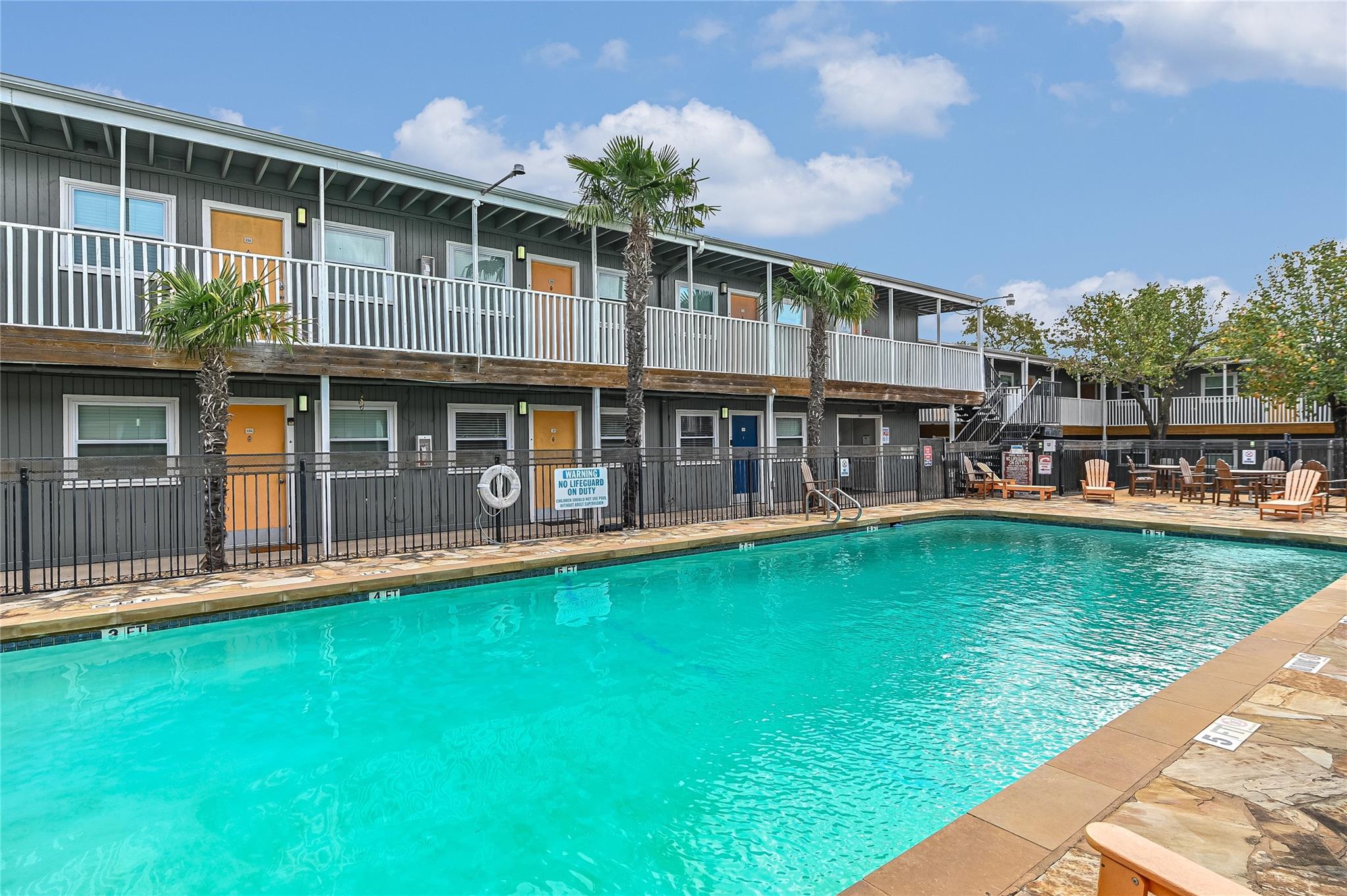 2401 Manor Rd # 131, Austin, TX 78722