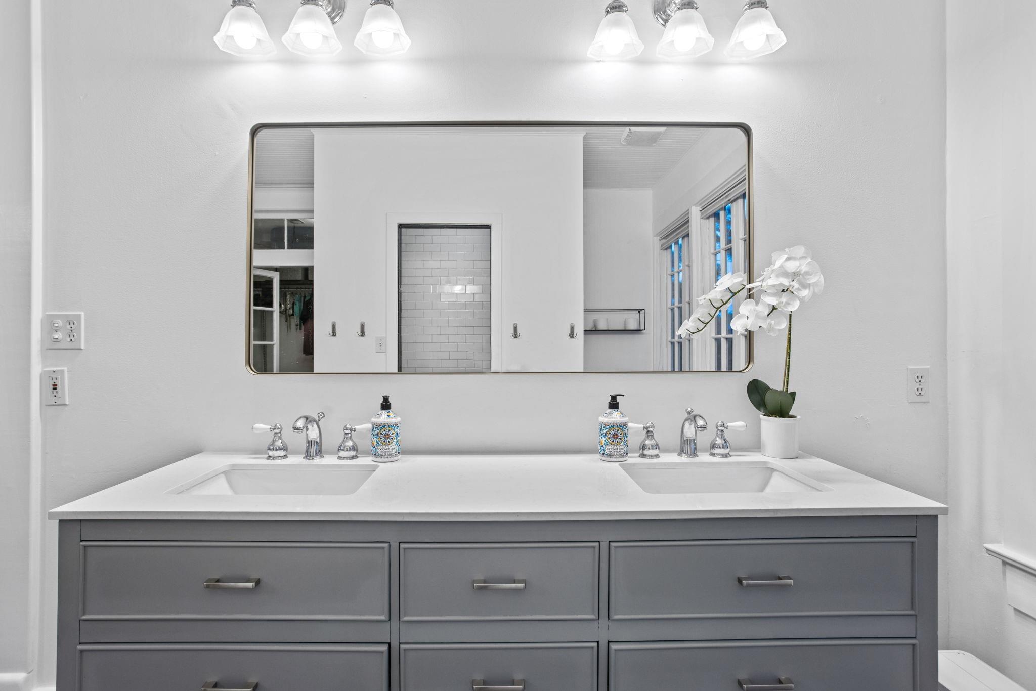 607 W 32nd St, Austin, TX 78705