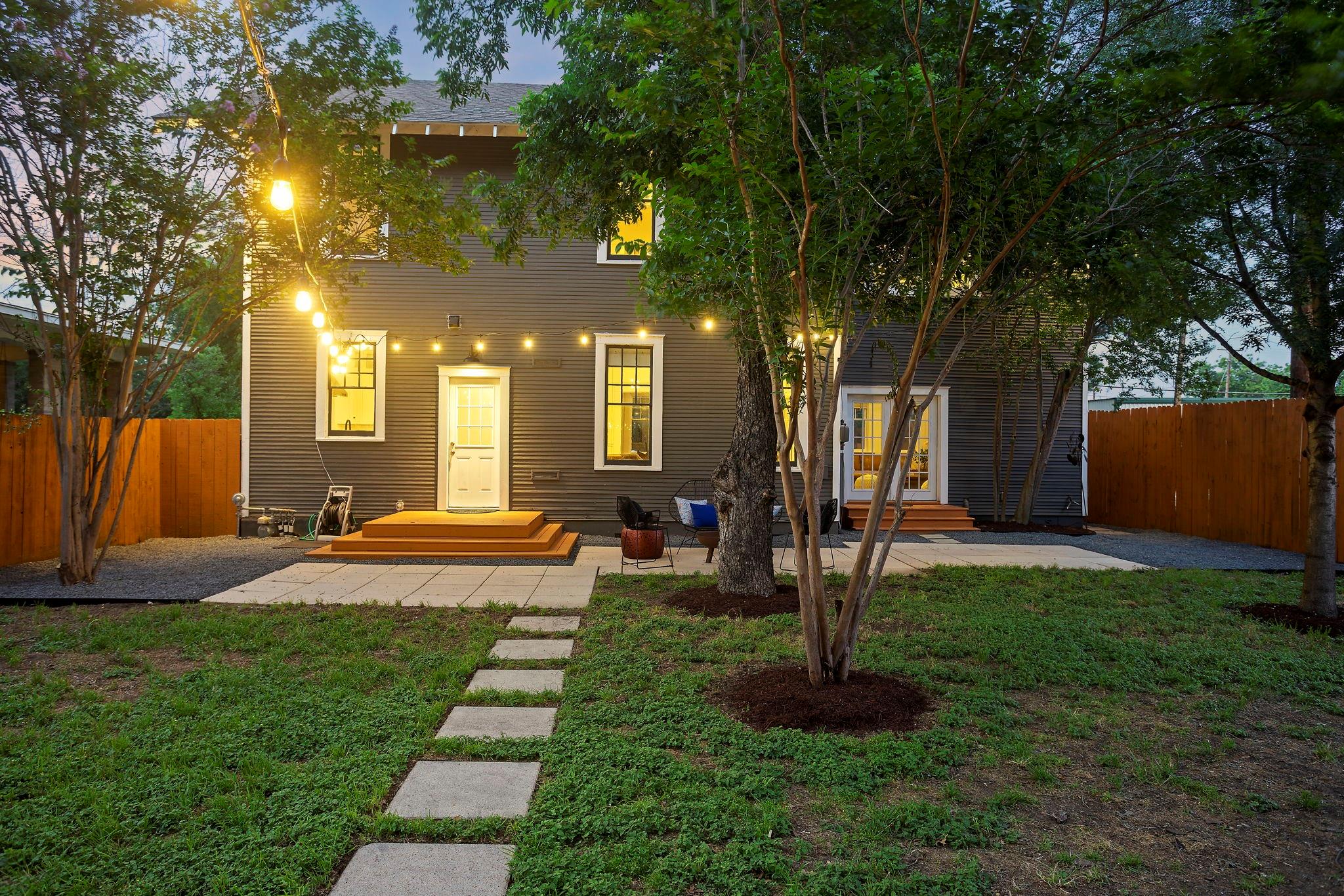 607 W 32nd St, Austin, TX 78705