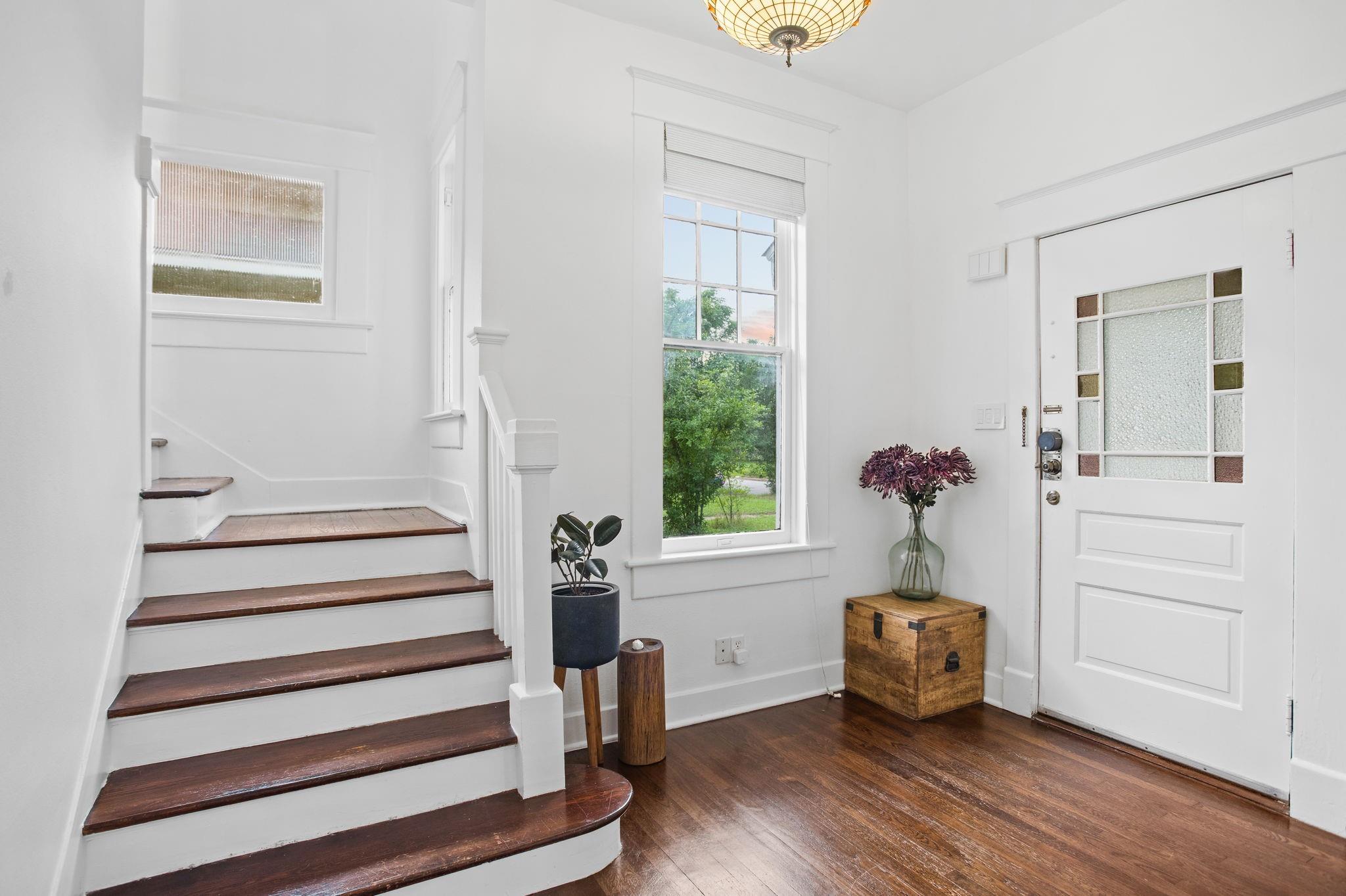 607 W 32nd St, Austin, TX 78705