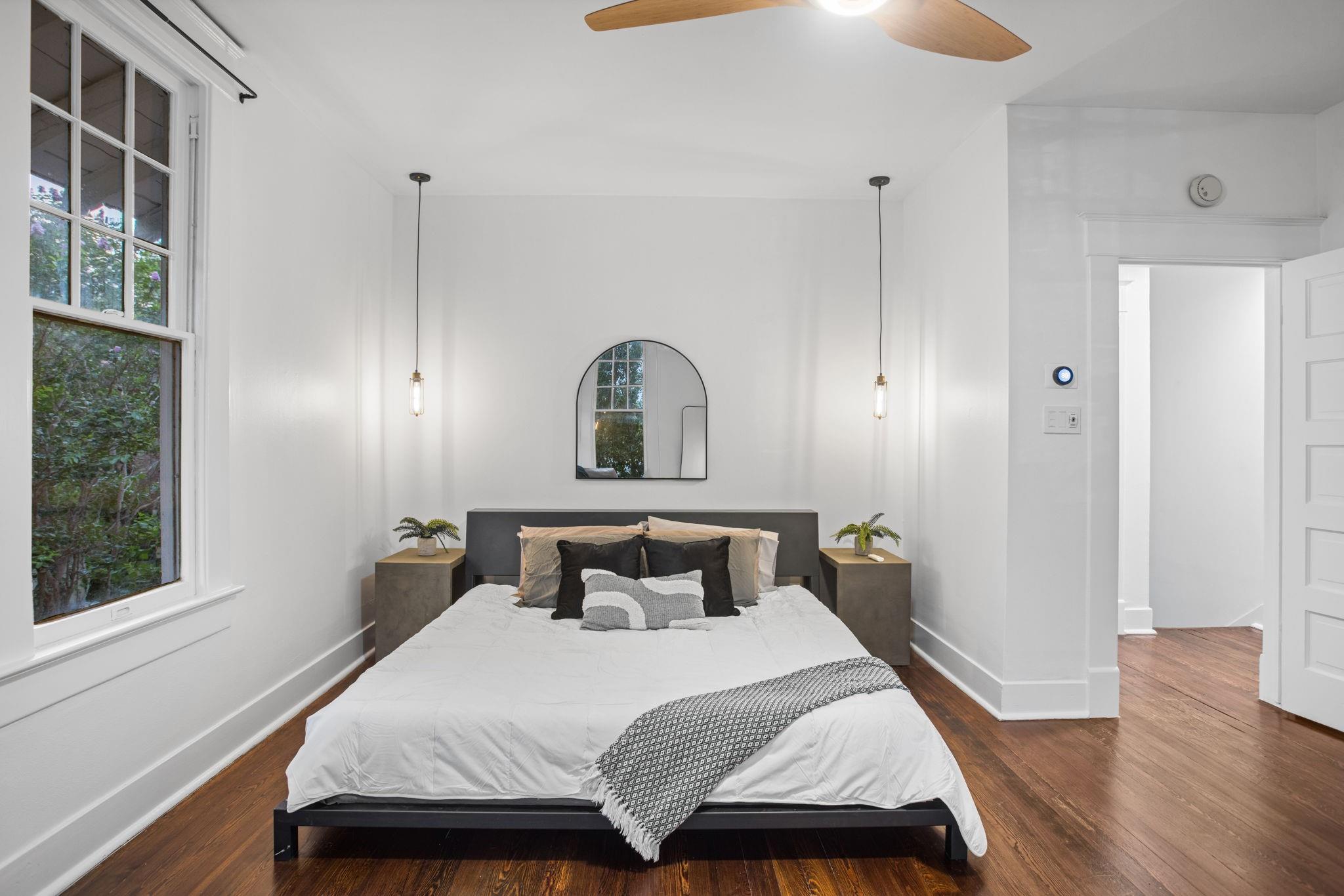 607 W 32nd St, Austin, TX 78705