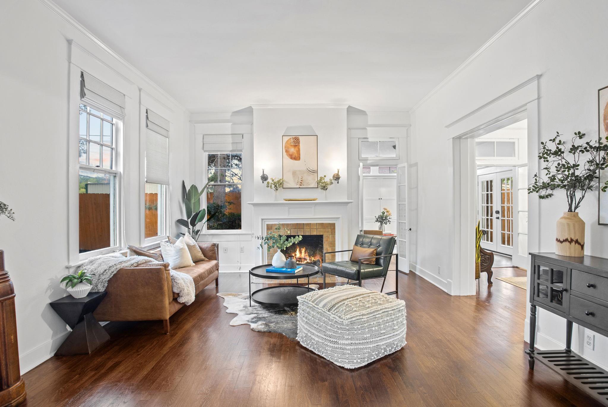 607 W 32nd St, Austin, TX 78705