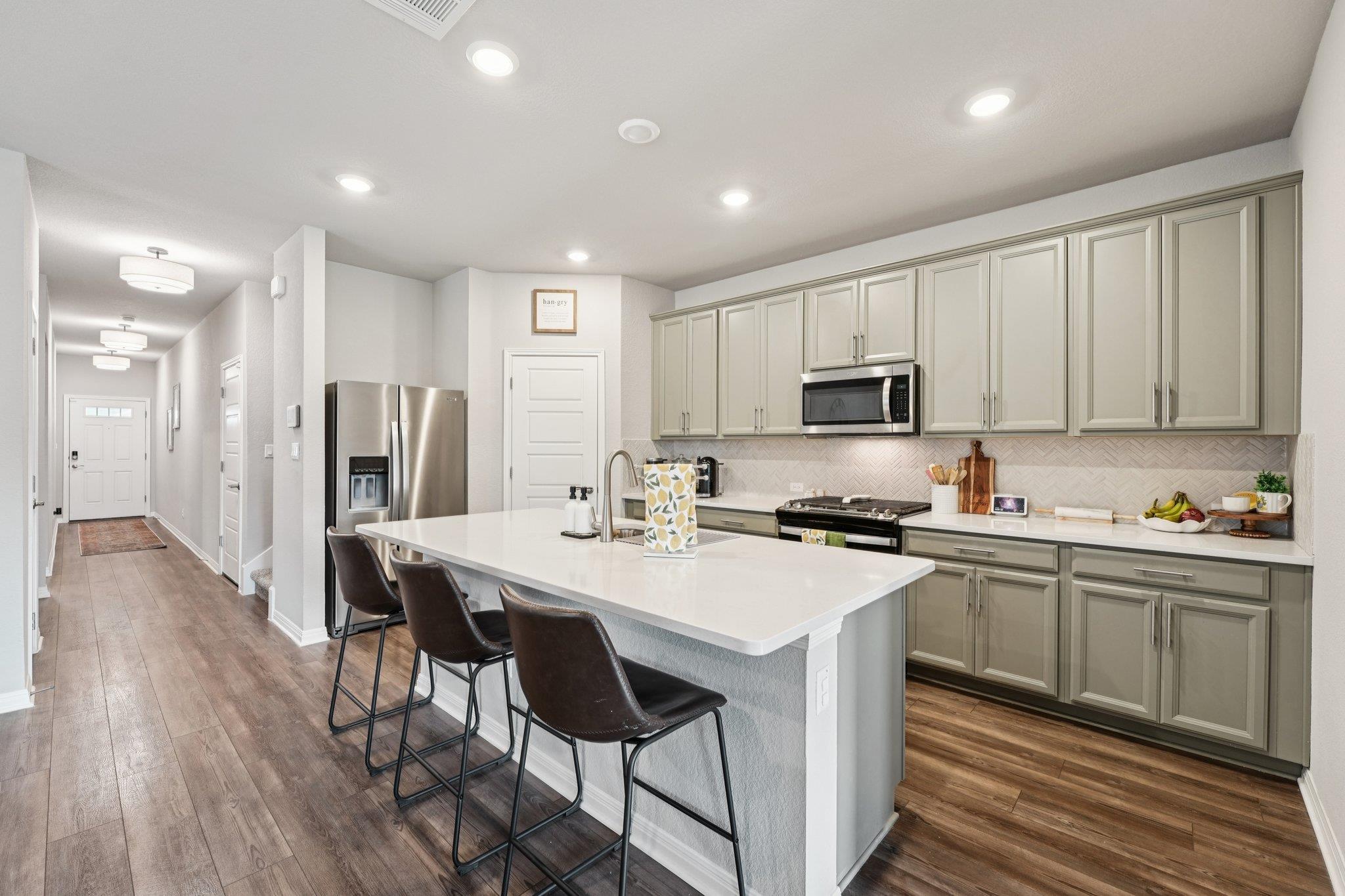 120 Sun Grove Trl, Georgetown, TX 78628
