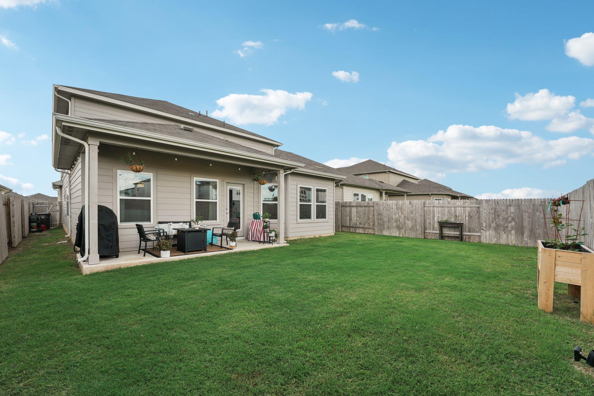 120 Sun Grove Trl, Georgetown, TX 78628