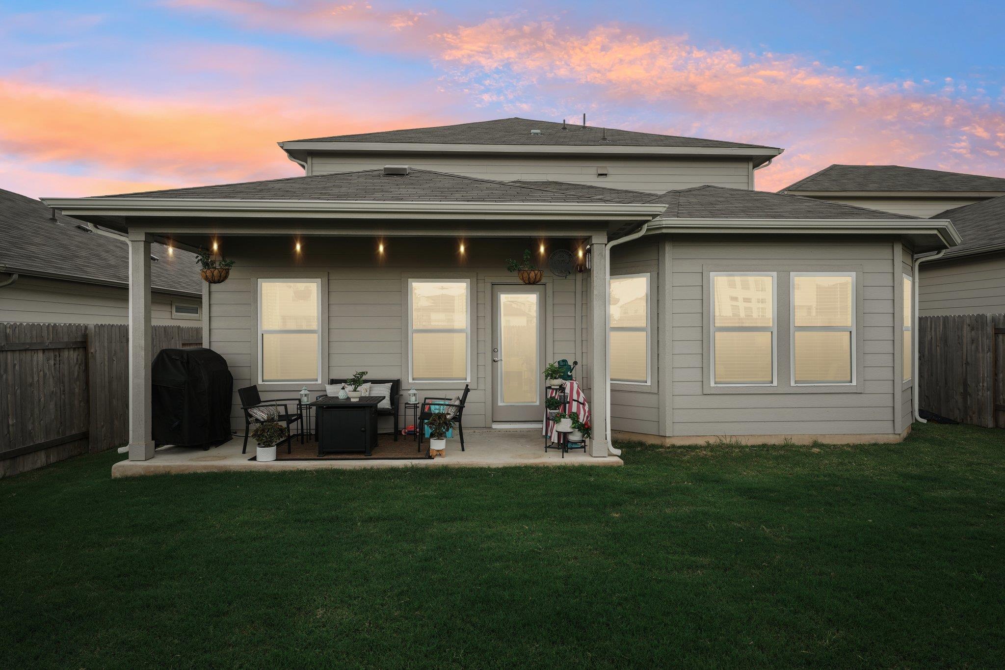 120 Sun Grove Trl, Georgetown, TX 78628