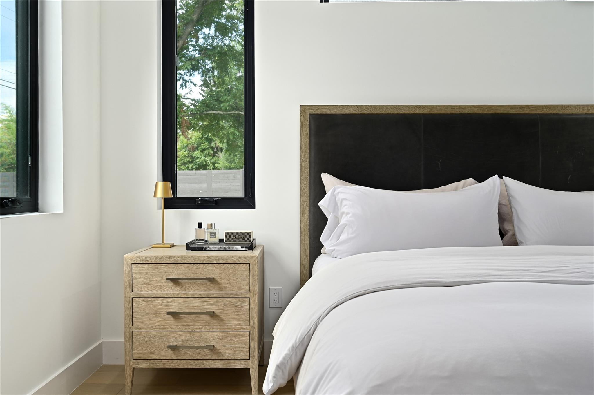 3305 Skylark Dr, Austin, TX 78757