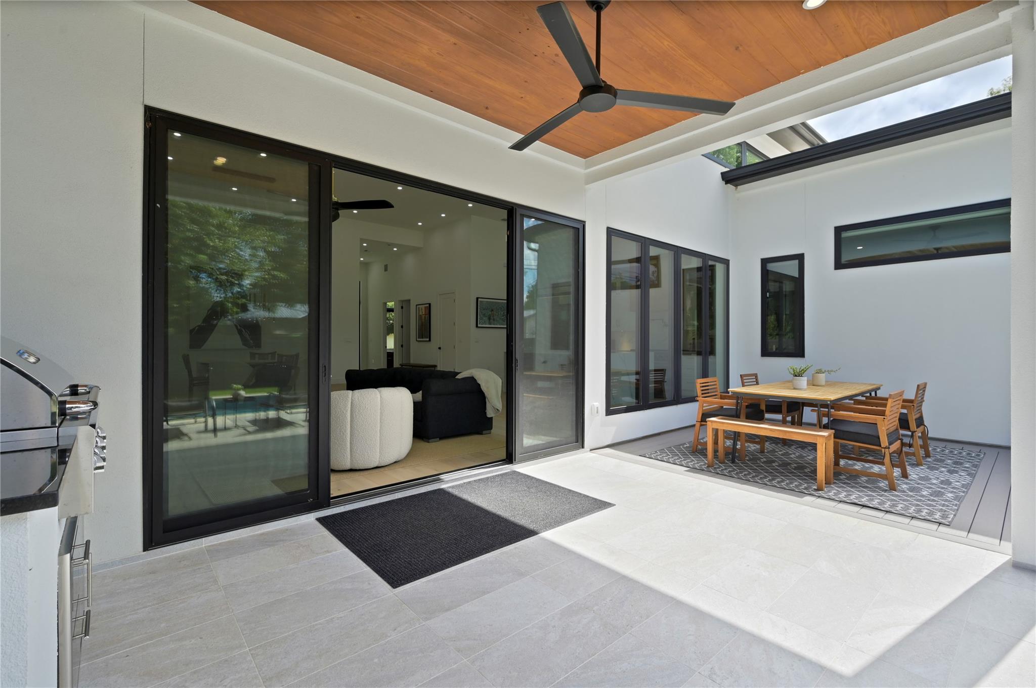 3305 Skylark Dr, Austin, TX 78757