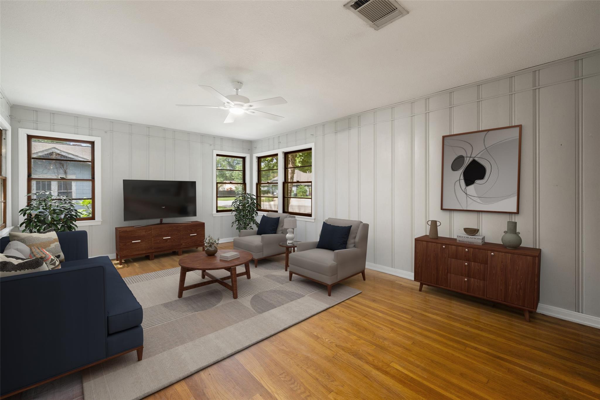 1619 S College St, Georgetown, TX 78626