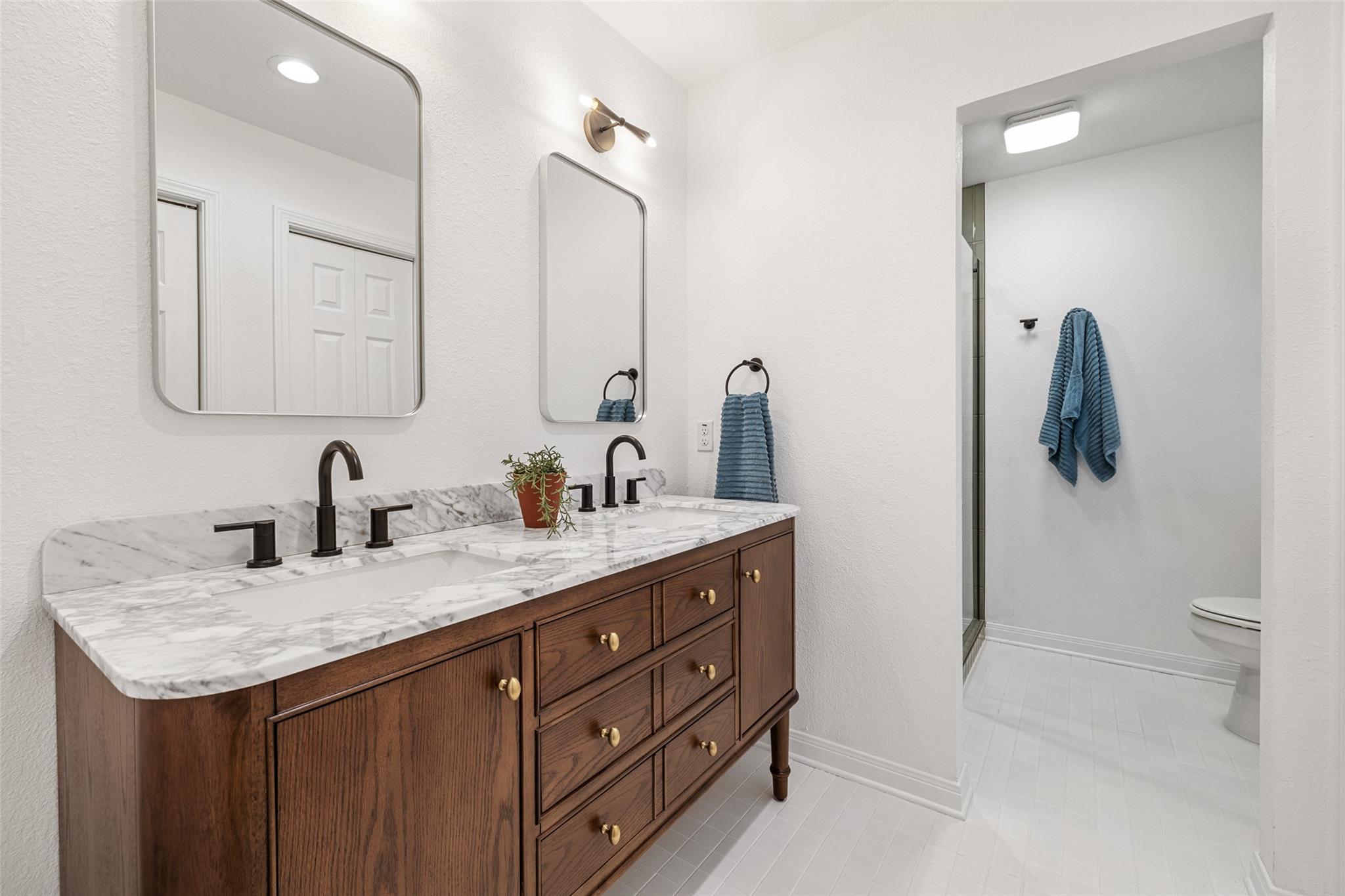 1619 S College St, Georgetown, TX 78626