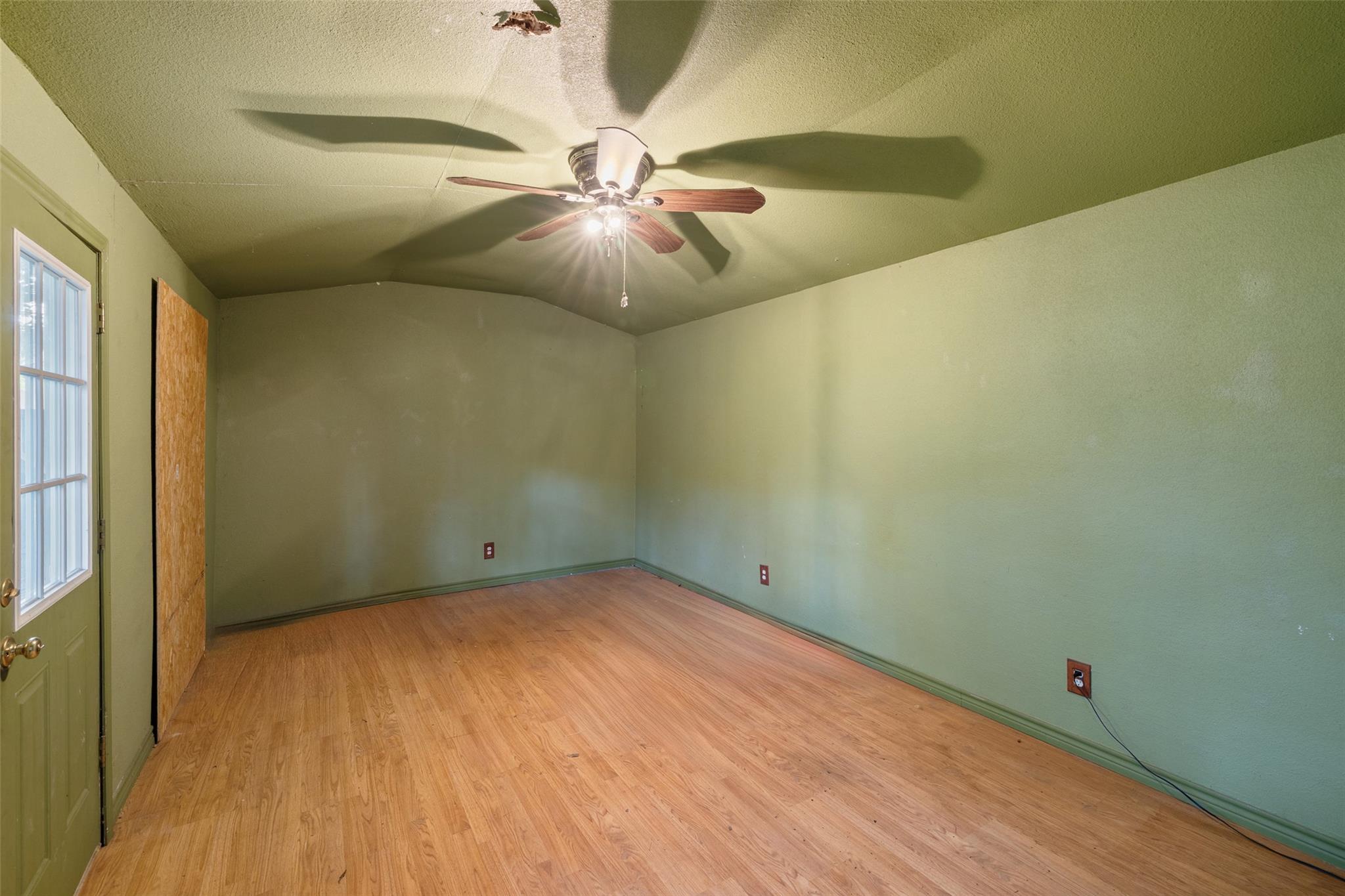 1619 S College St, Georgetown, TX 78626