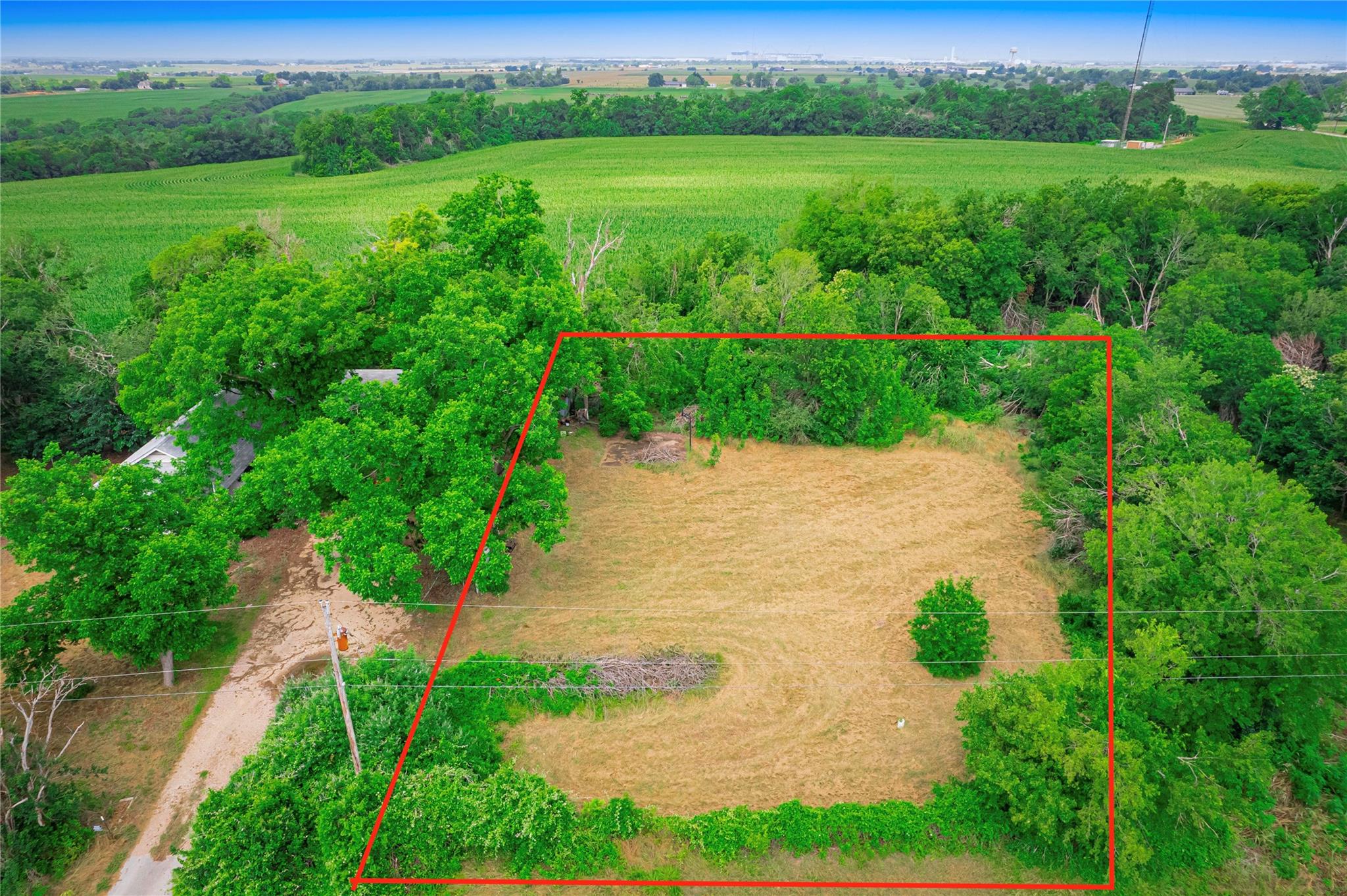 3104 S Main St, Taylor, TX 76574