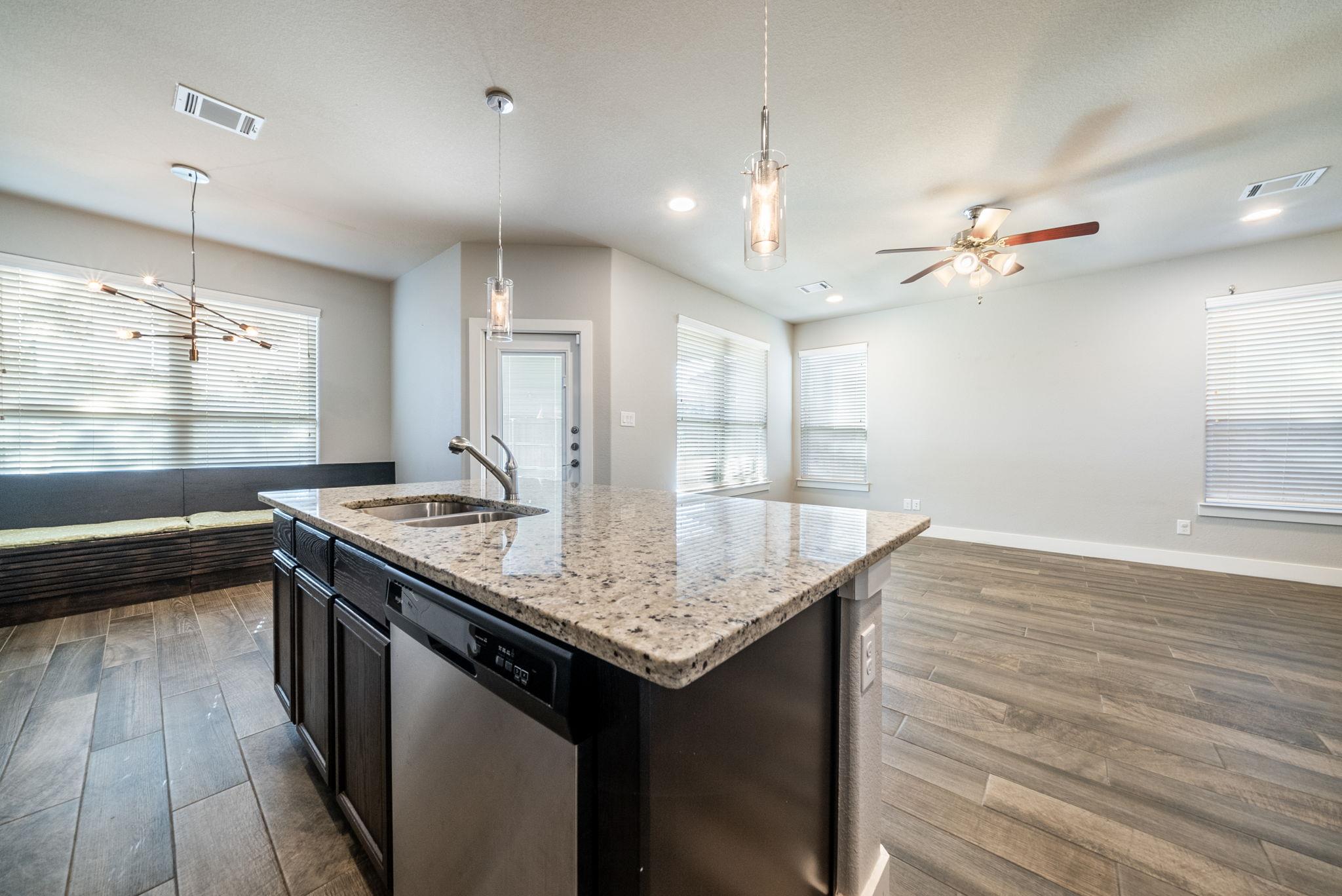374 Madison Oaks Ave # 12B, Georgetown, TX 78626