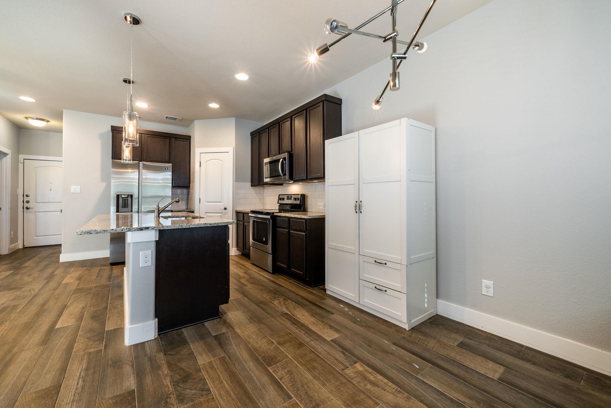 374 Madison Oaks Ave # 12B, Georgetown, TX 78626