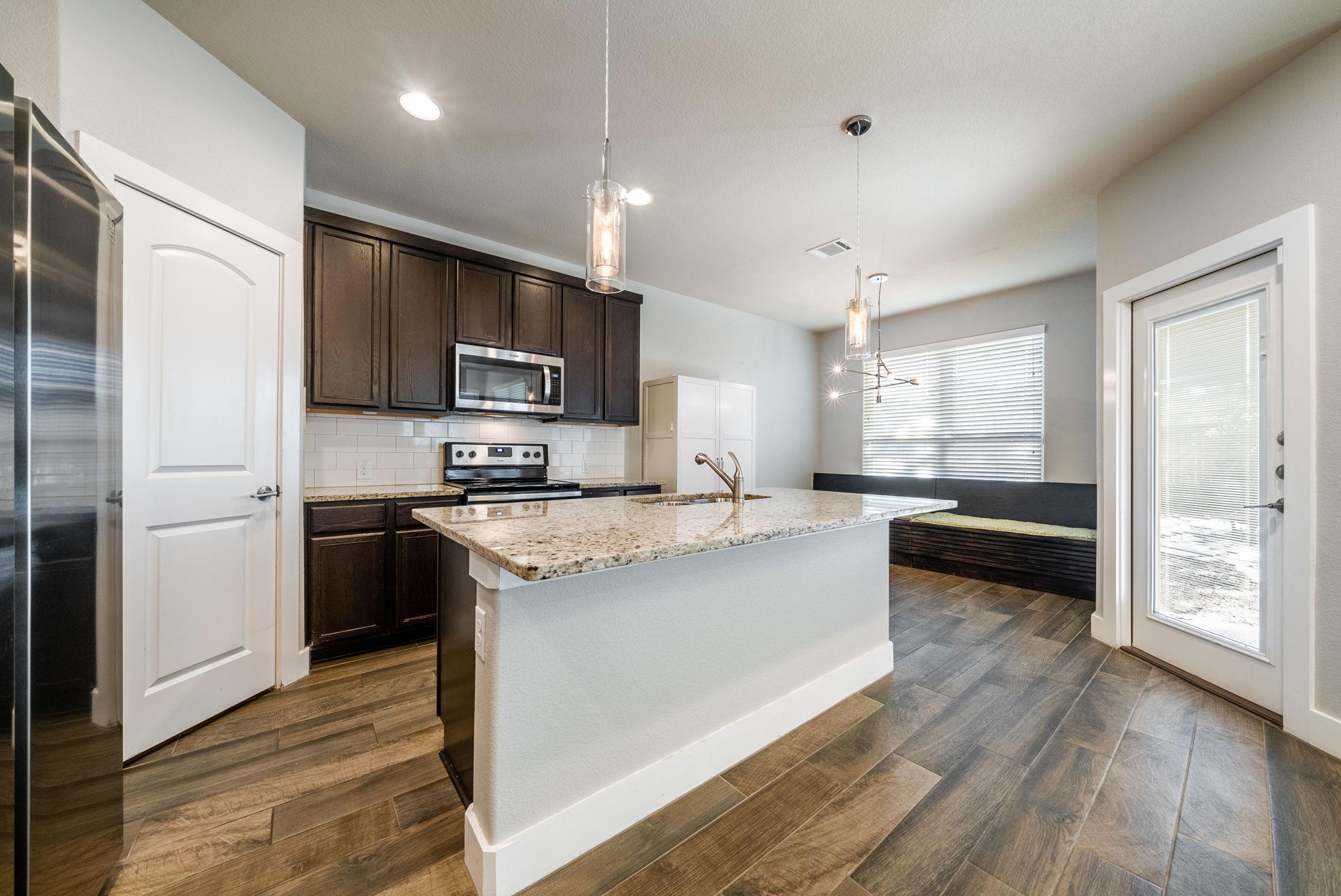374 Madison Oaks Ave # 12B, Georgetown, TX 78626