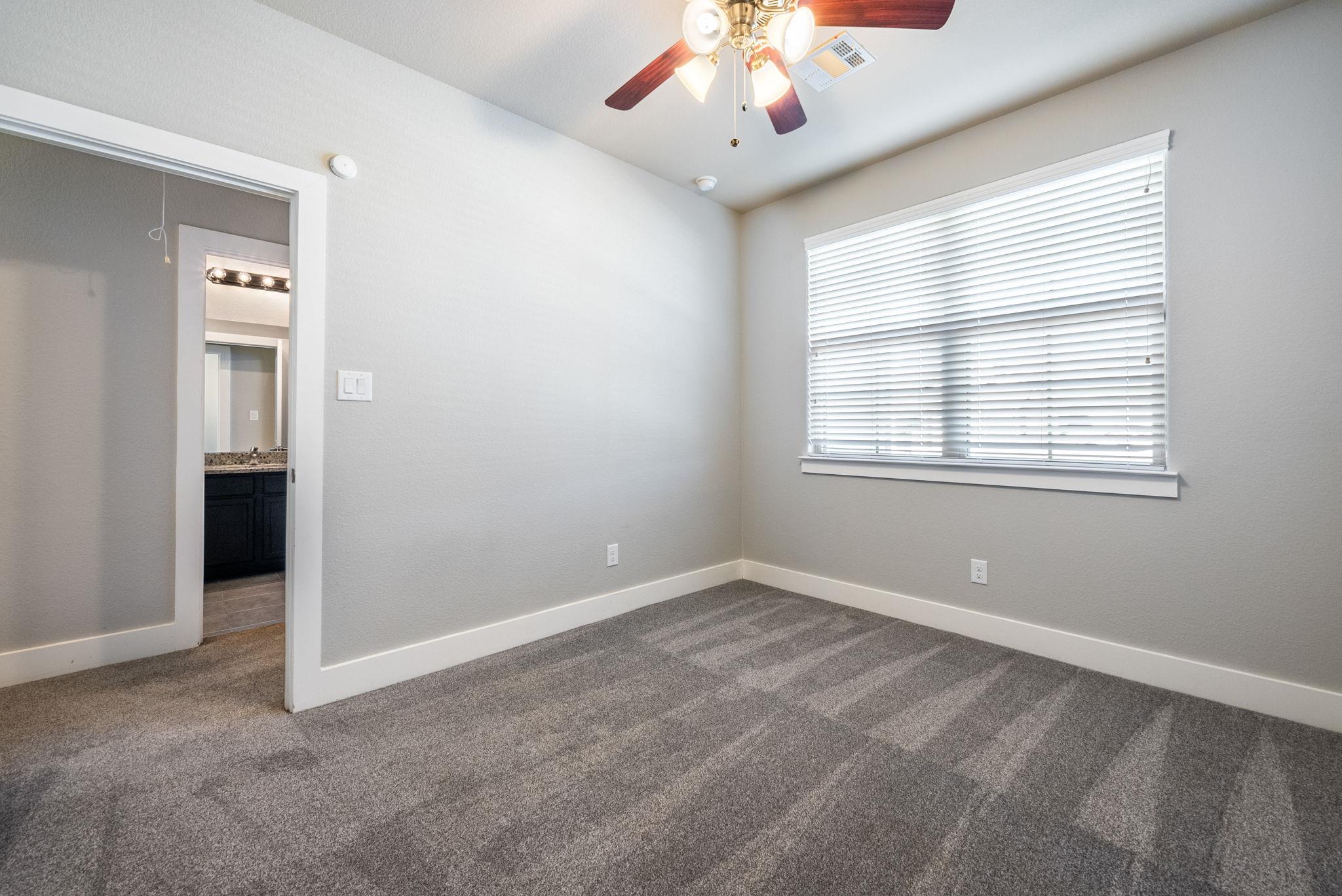 374 Madison Oaks Ave # 12B, Georgetown, TX 78626
