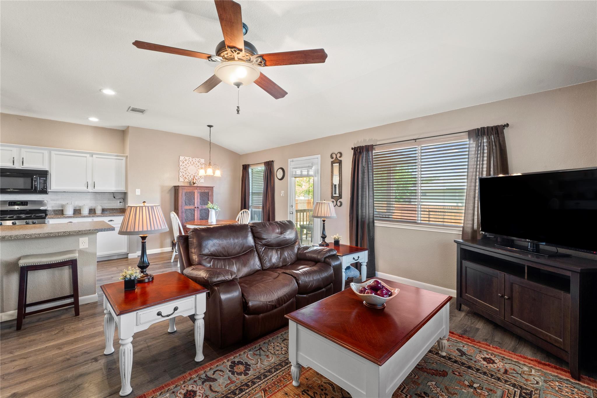 1111 Whitley Dr, Leander, TX 78641