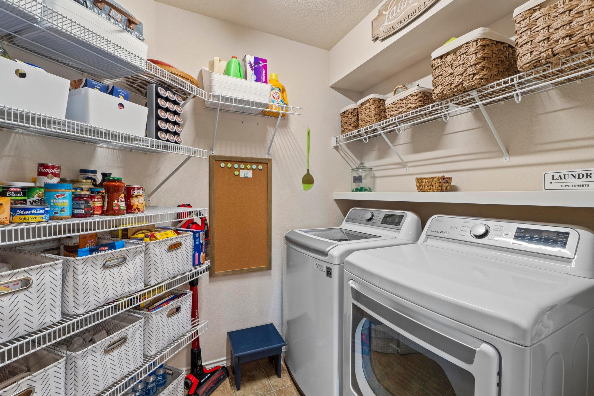 1111 Whitley Dr, Leander, TX 78641