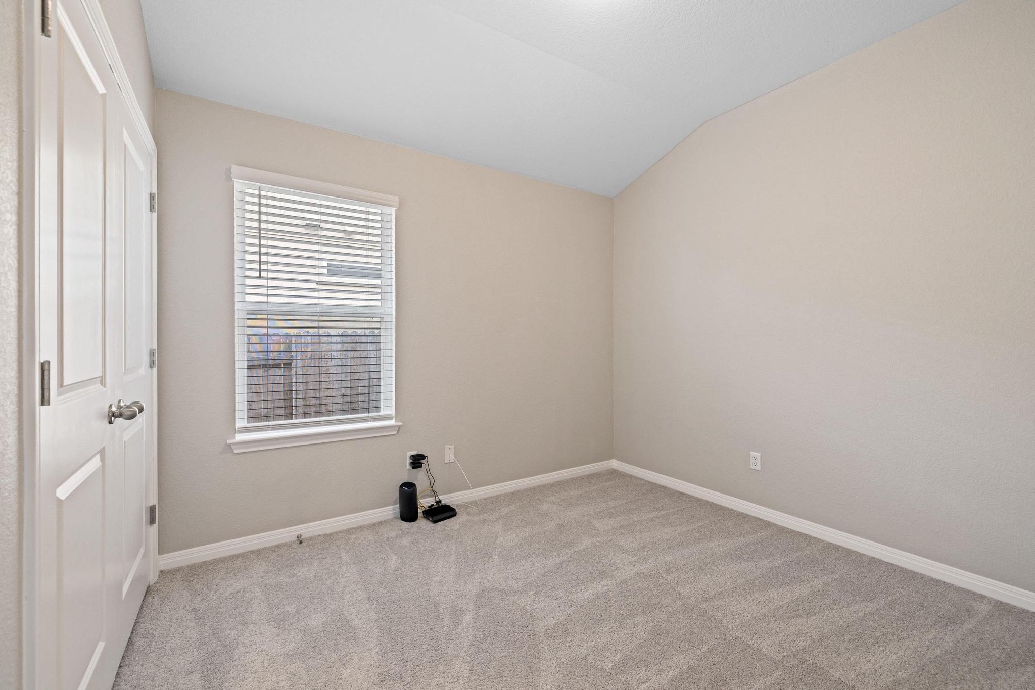 200 Outlaw Dr, Liberty Hill, TX 78642