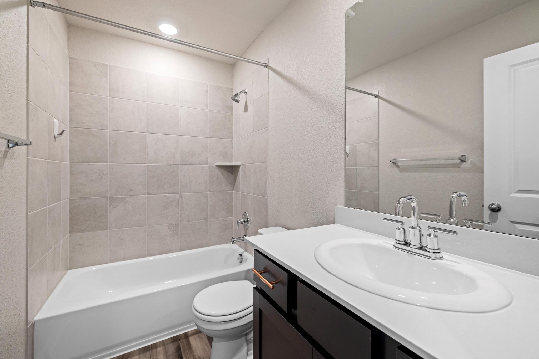 200 Outlaw Dr, Liberty Hill, TX 78642
