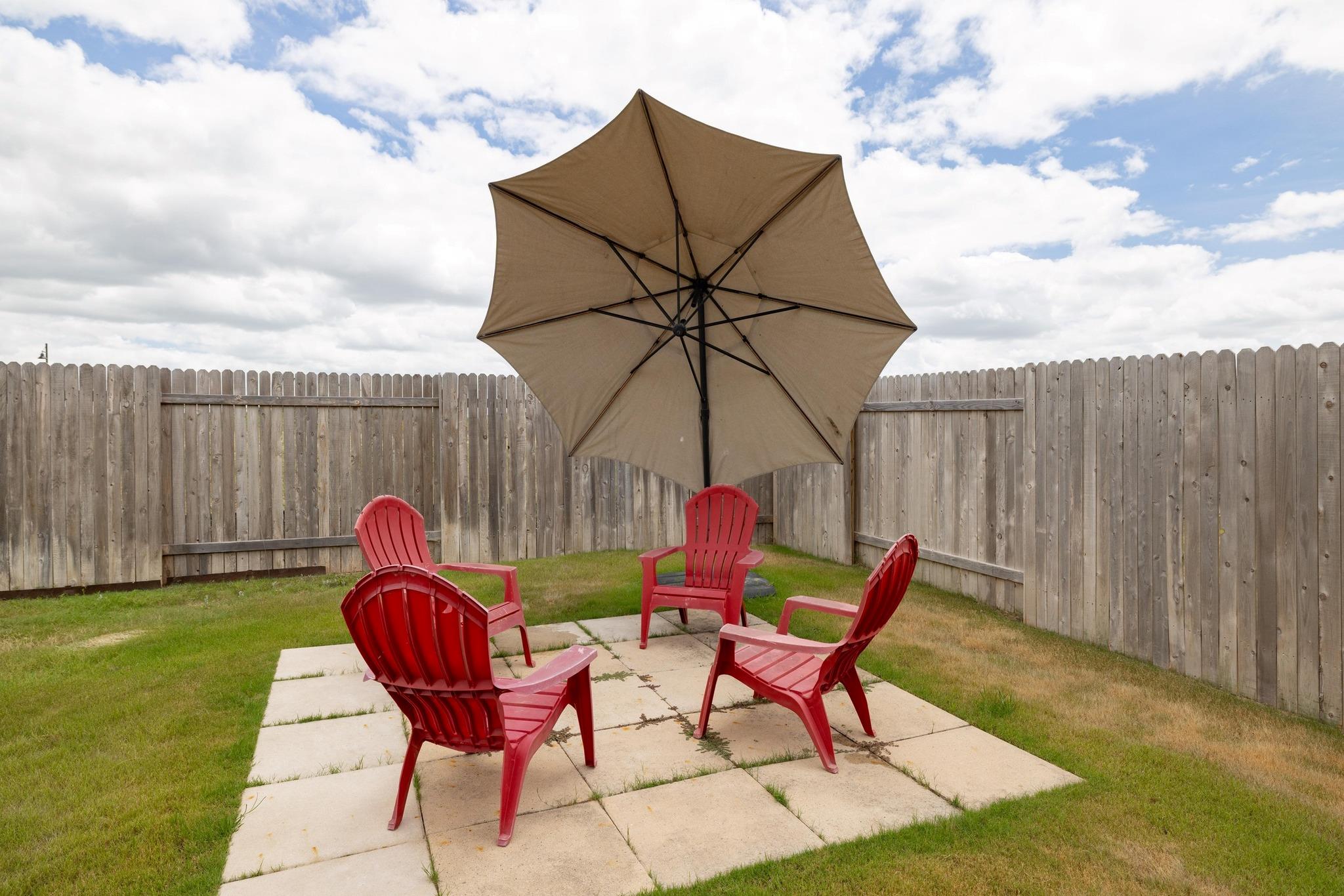 200 Outlaw Dr, Liberty Hill, TX 78642