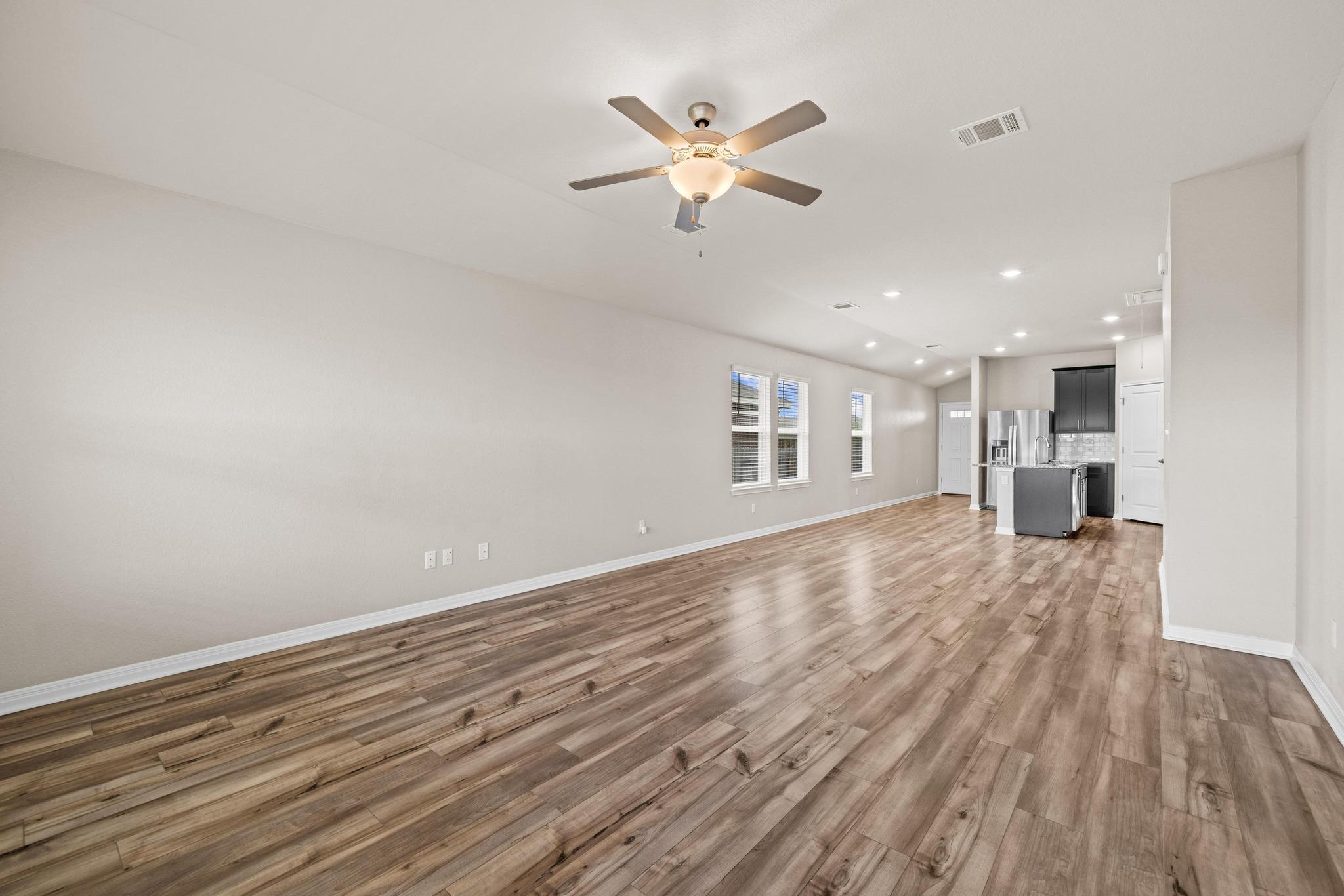 200 Outlaw Dr, Liberty Hill, TX 78642