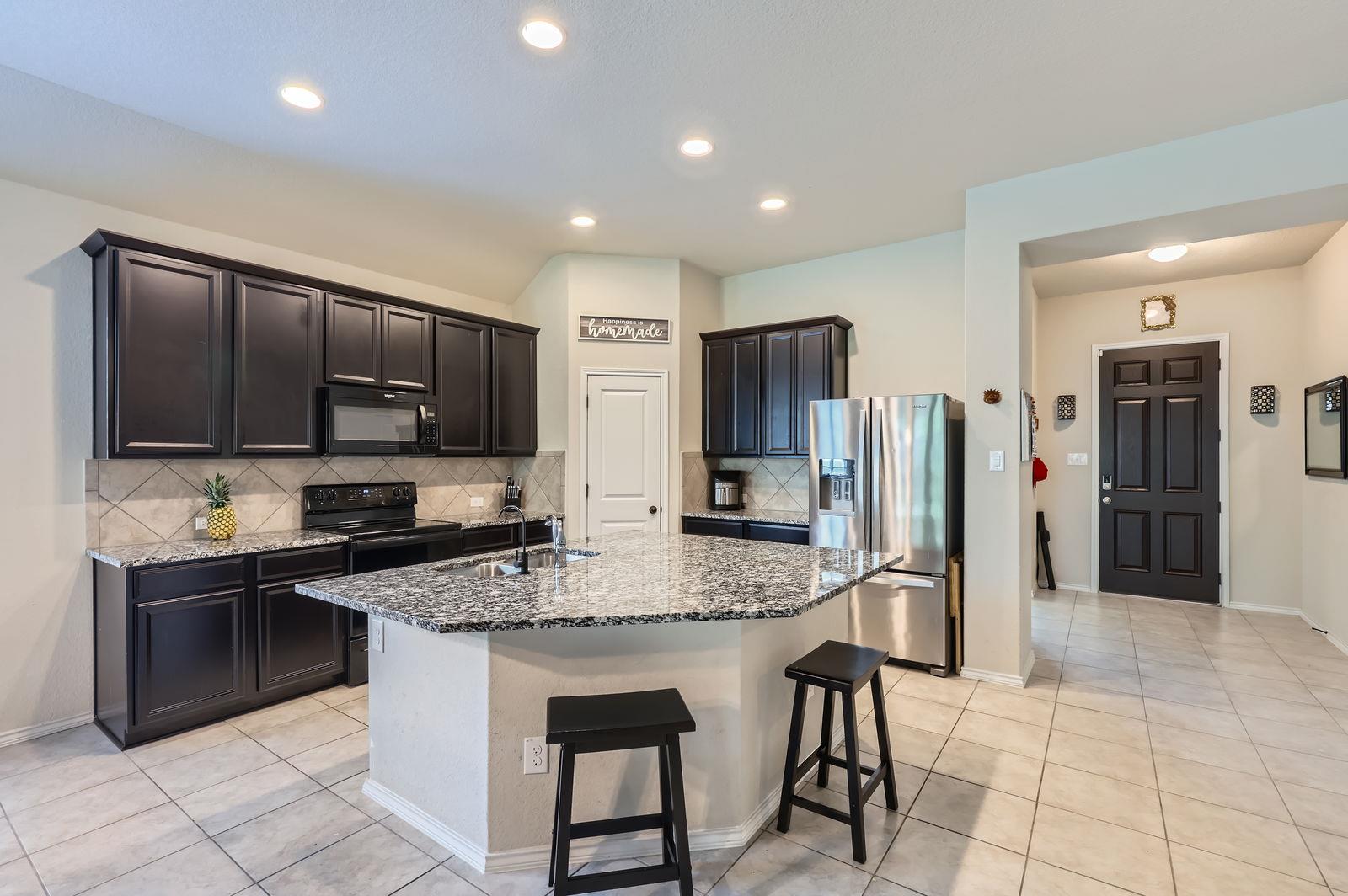 127 Scotsburg St, Hutto, TX 78634