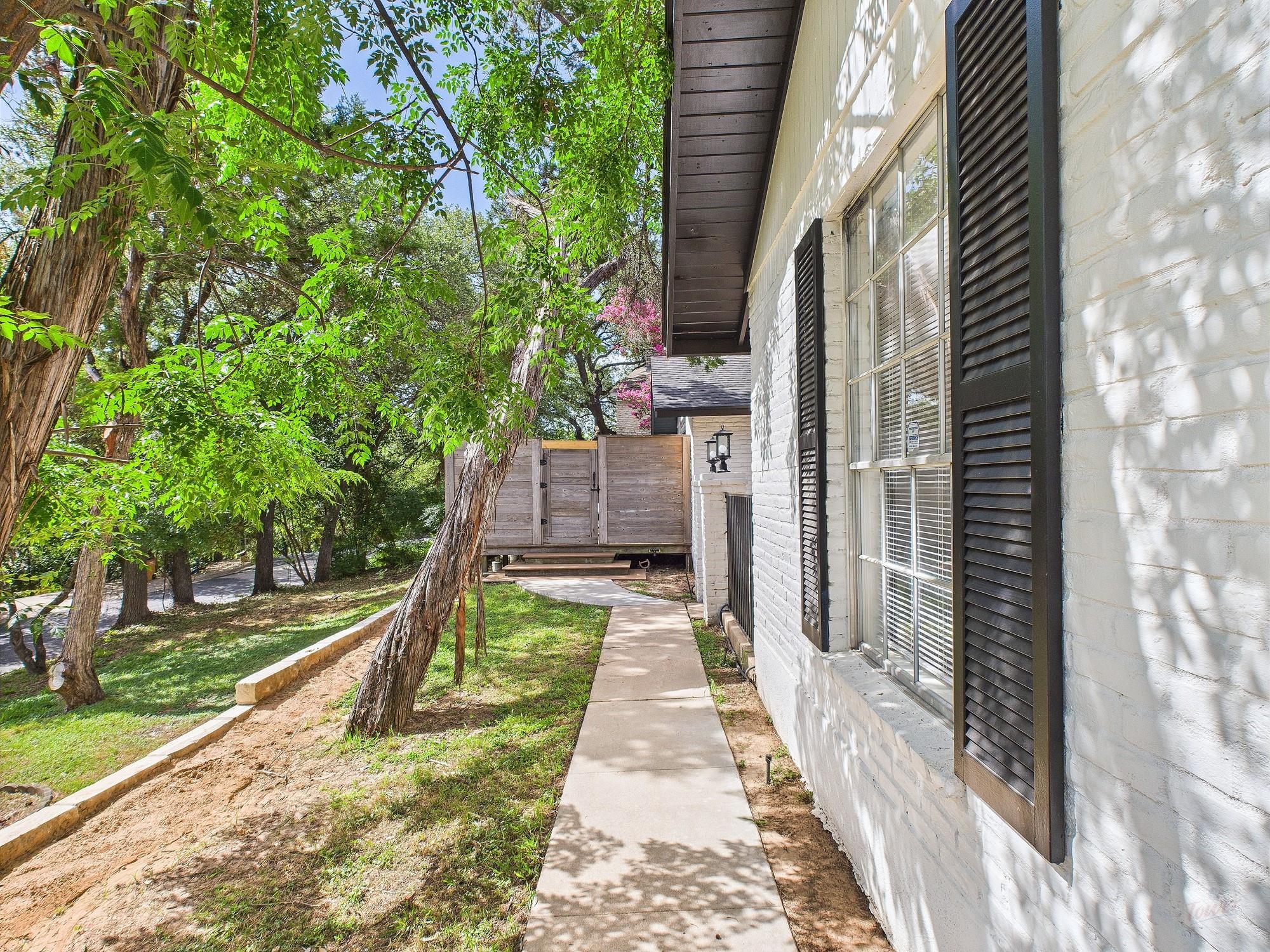 6108 Shadow Valley Dr # B, Austin, TX 78731