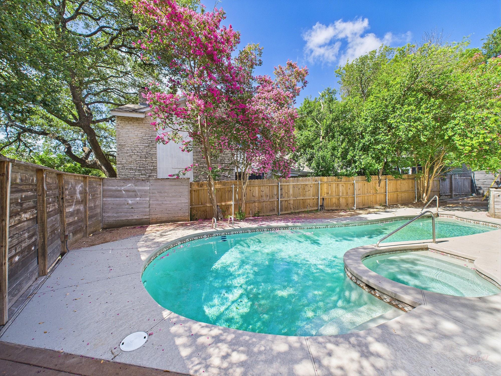 6108 Shadow Valley Dr # B, Austin, TX 78731