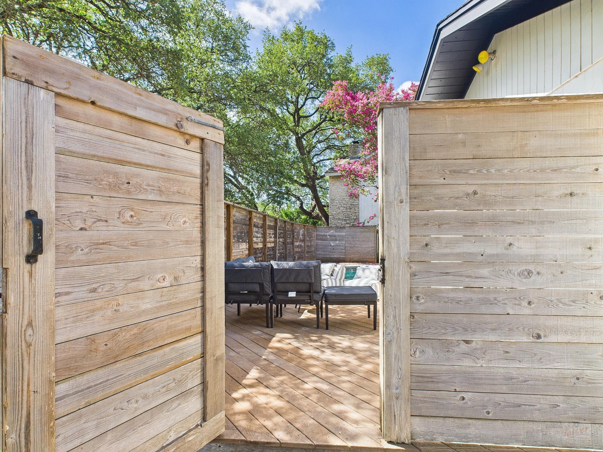 6108 Shadow Valley Dr # B, Austin, TX 78731