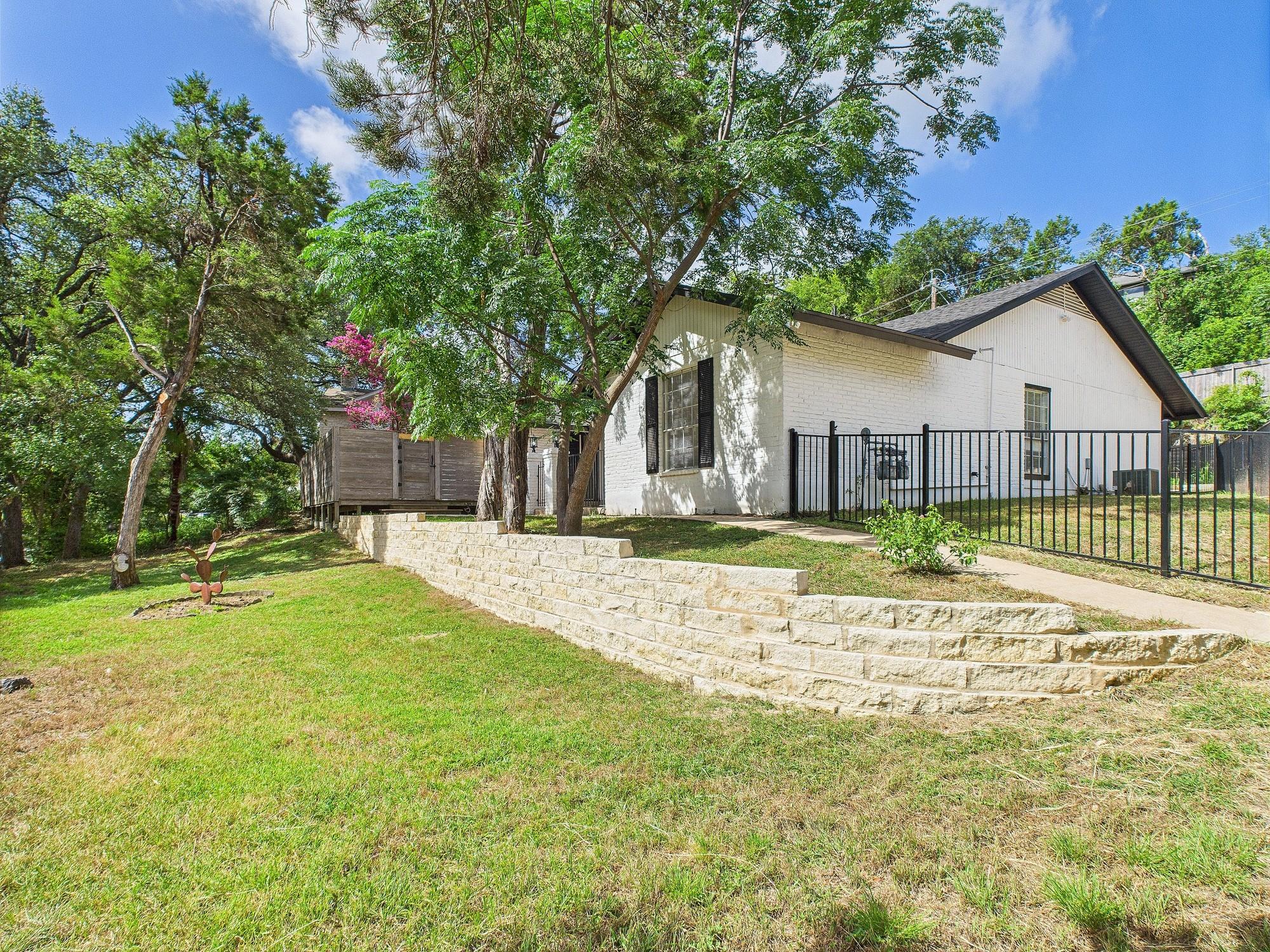 6108 Shadow Valley Dr # B, Austin, TX 78731