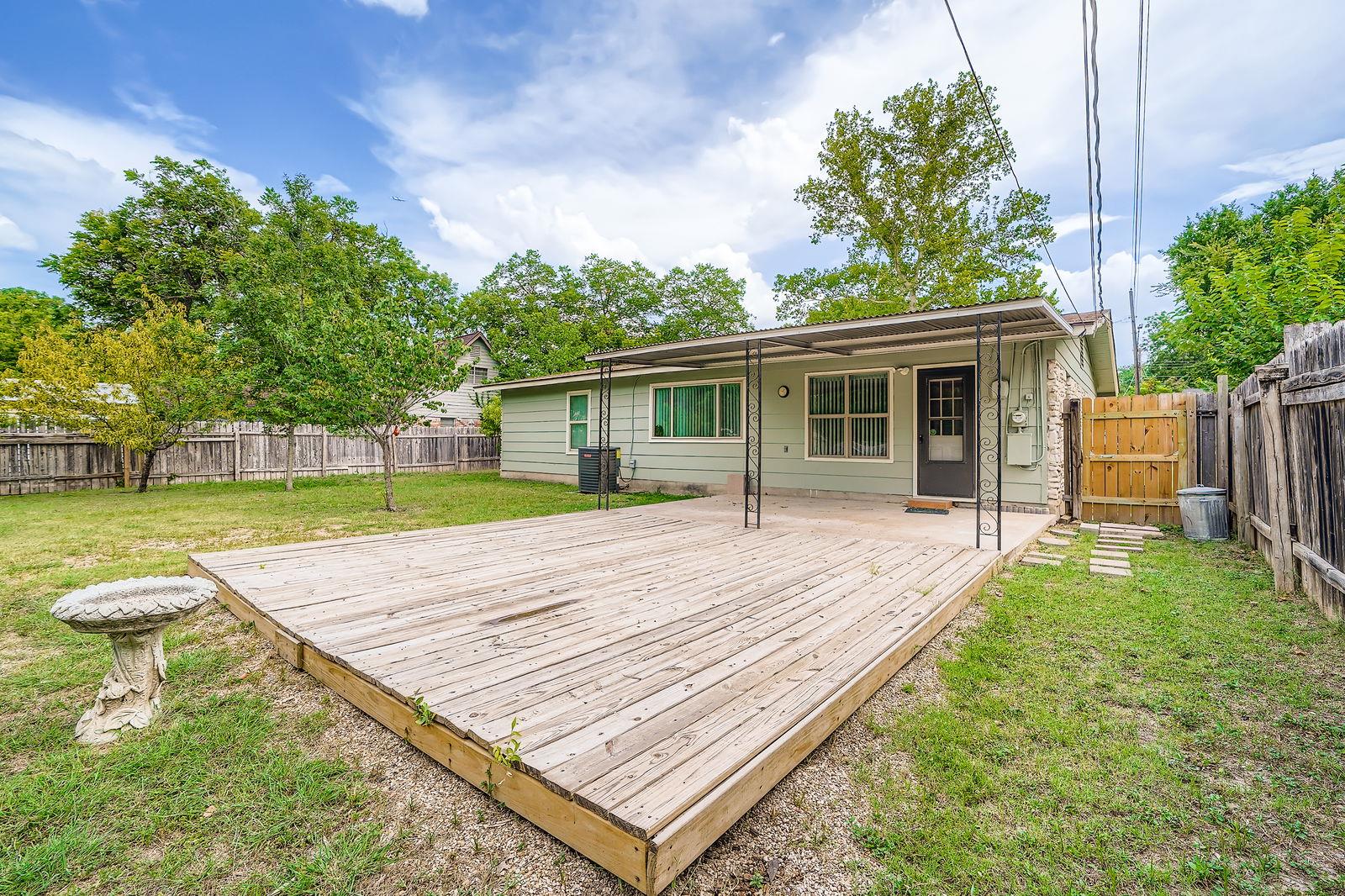 914 Hermitage Dr, Austin, TX 78753