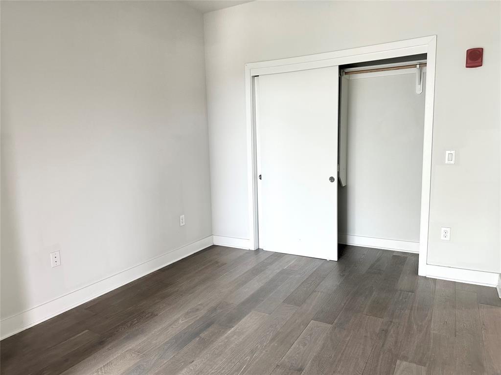 1800 E 4th St # 305, Austin, TX 78702