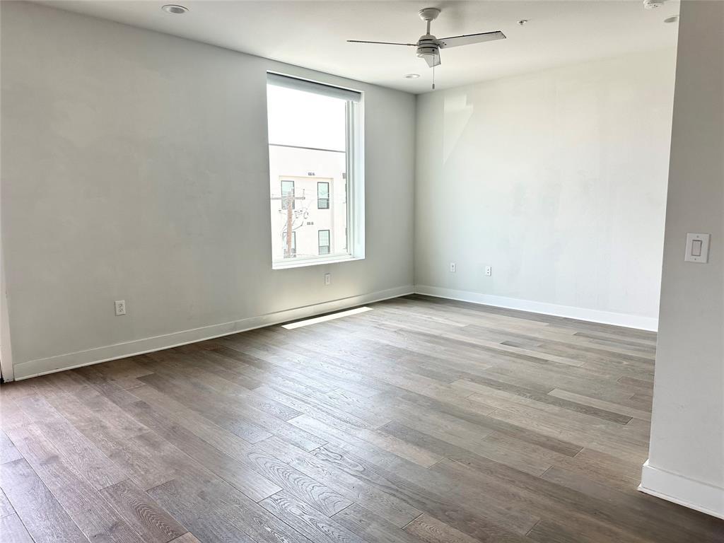 1800 E 4th St # 305, Austin, TX 78702