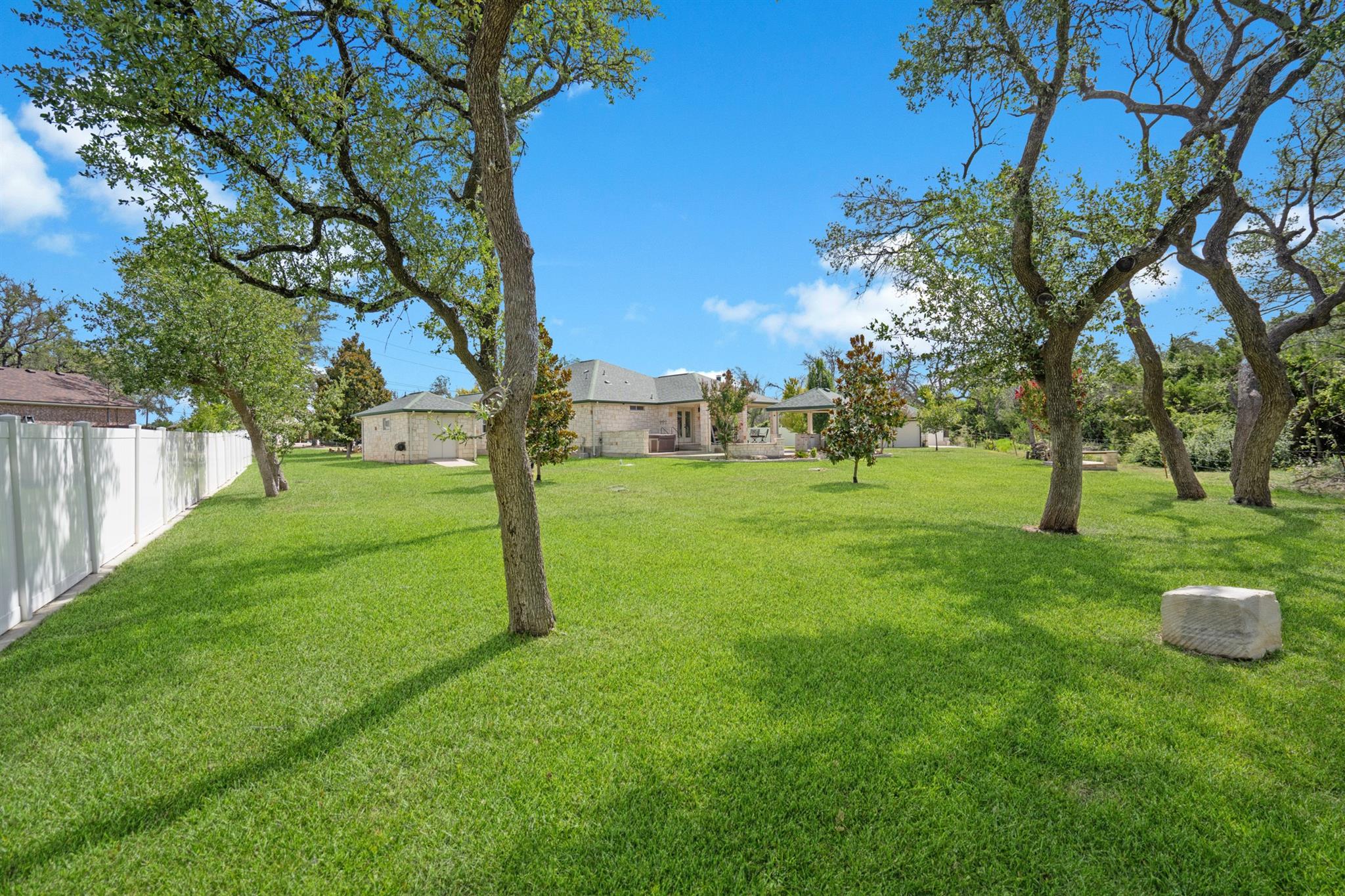 213 S Buffalo Pass, Georgetown, TX 78633