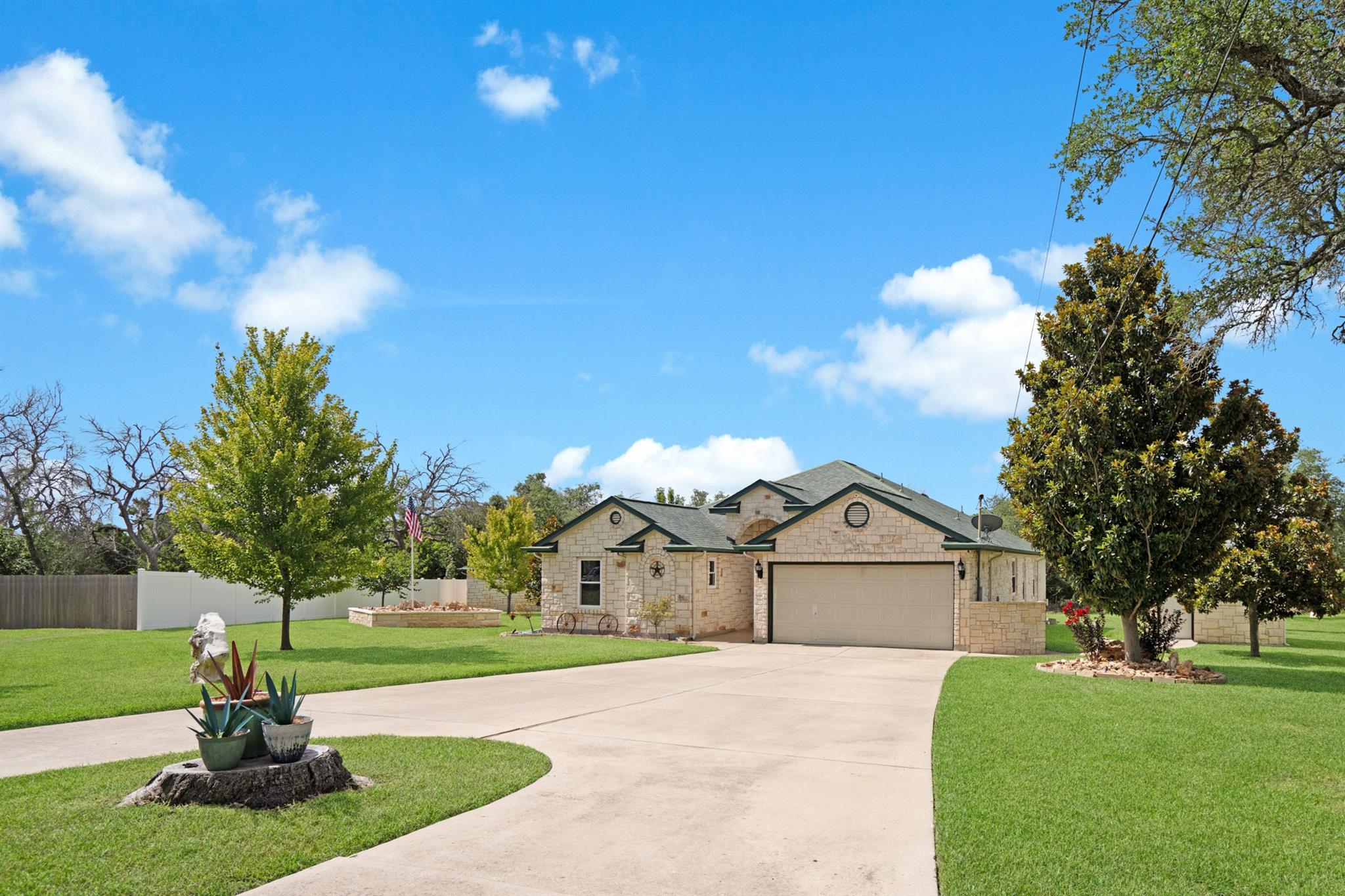 213 S Buffalo Pass, Georgetown, TX 78633