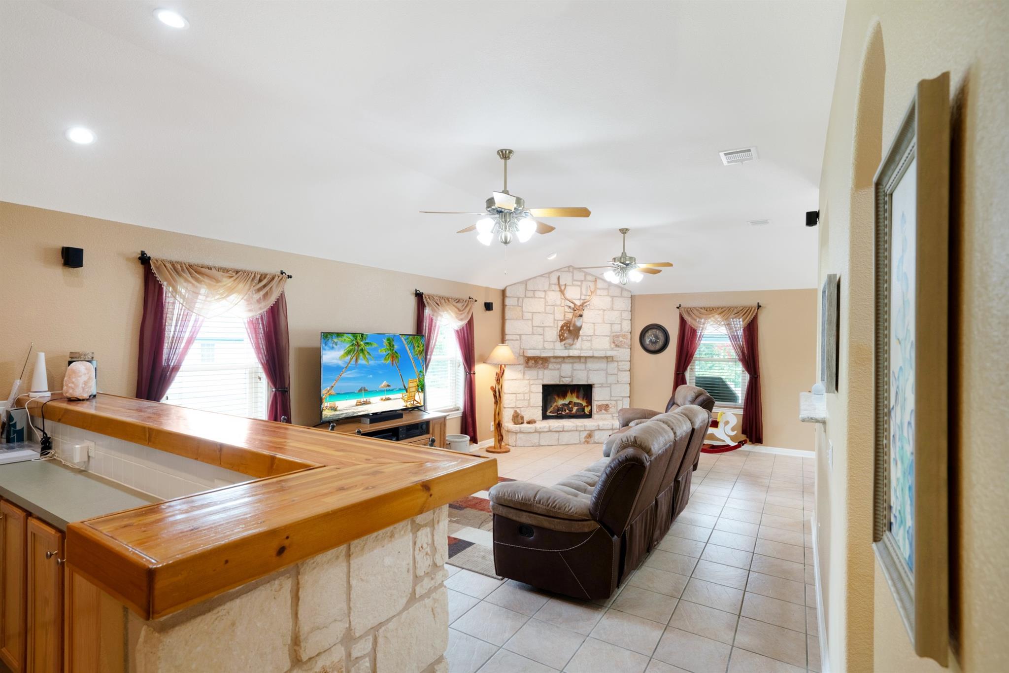 213 S Buffalo Pass, Georgetown, TX 78633