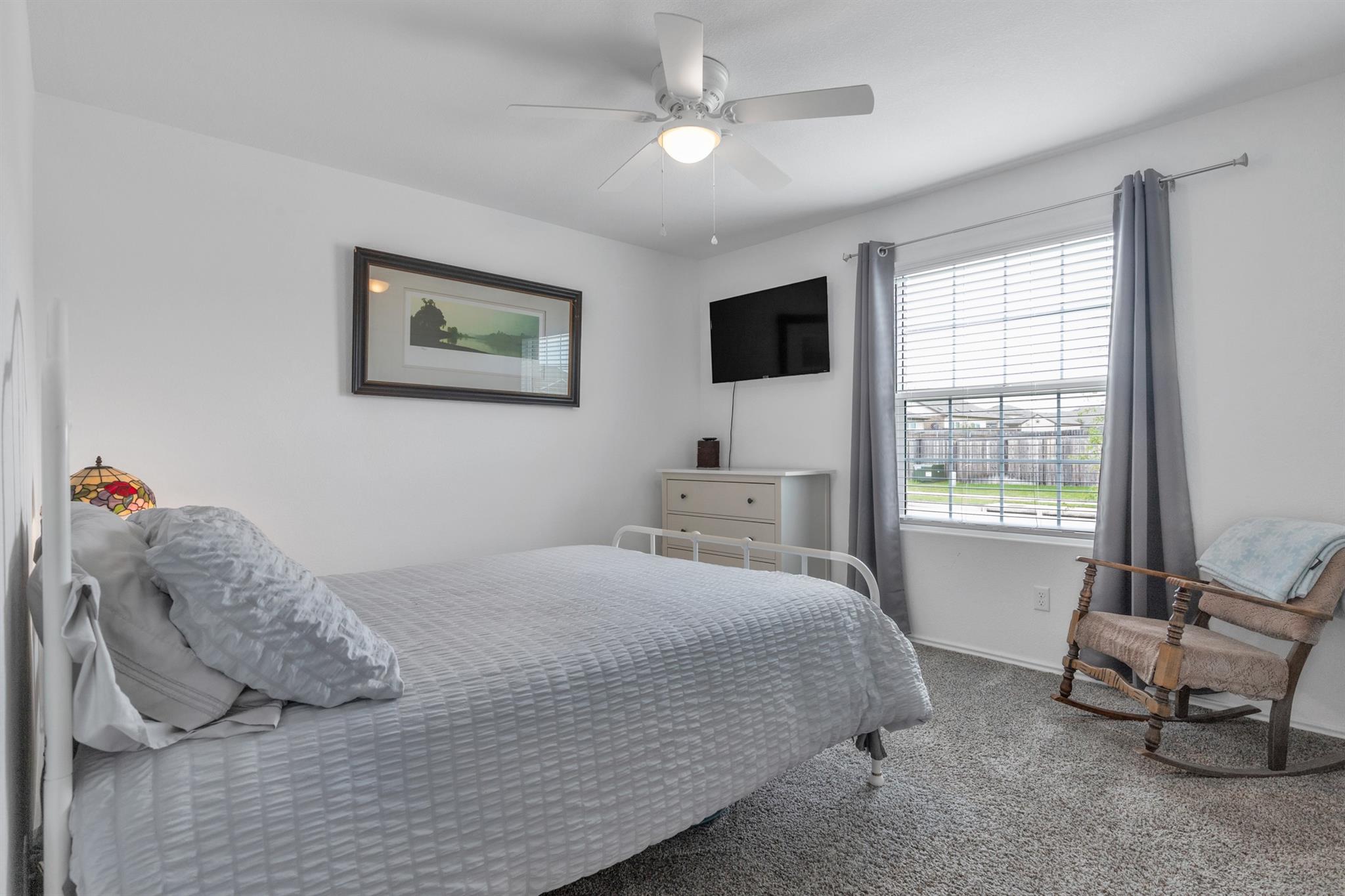 408 Sebring Cir, Hutto, TX 78634