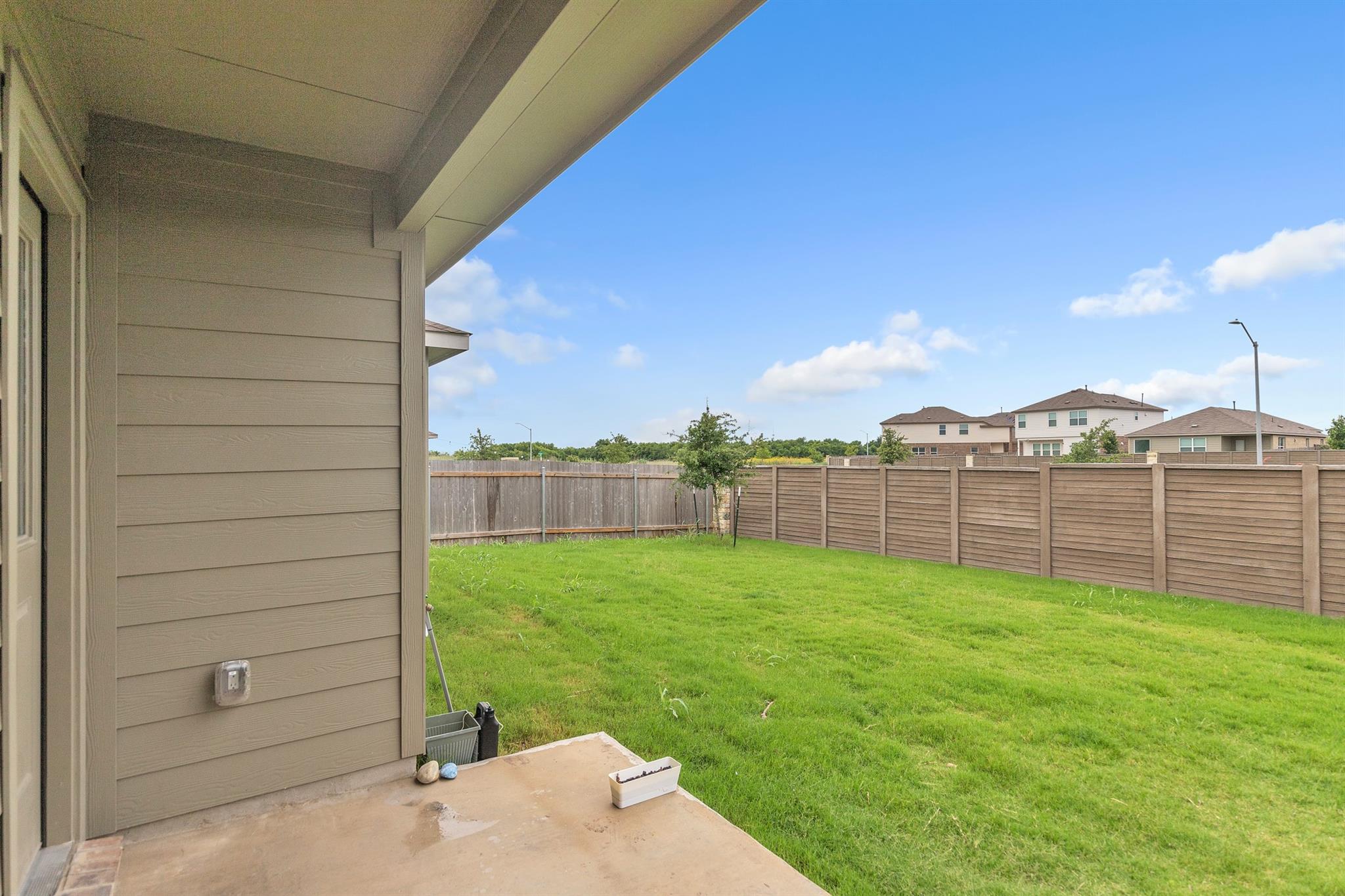 408 Sebring Cir, Hutto, TX 78634