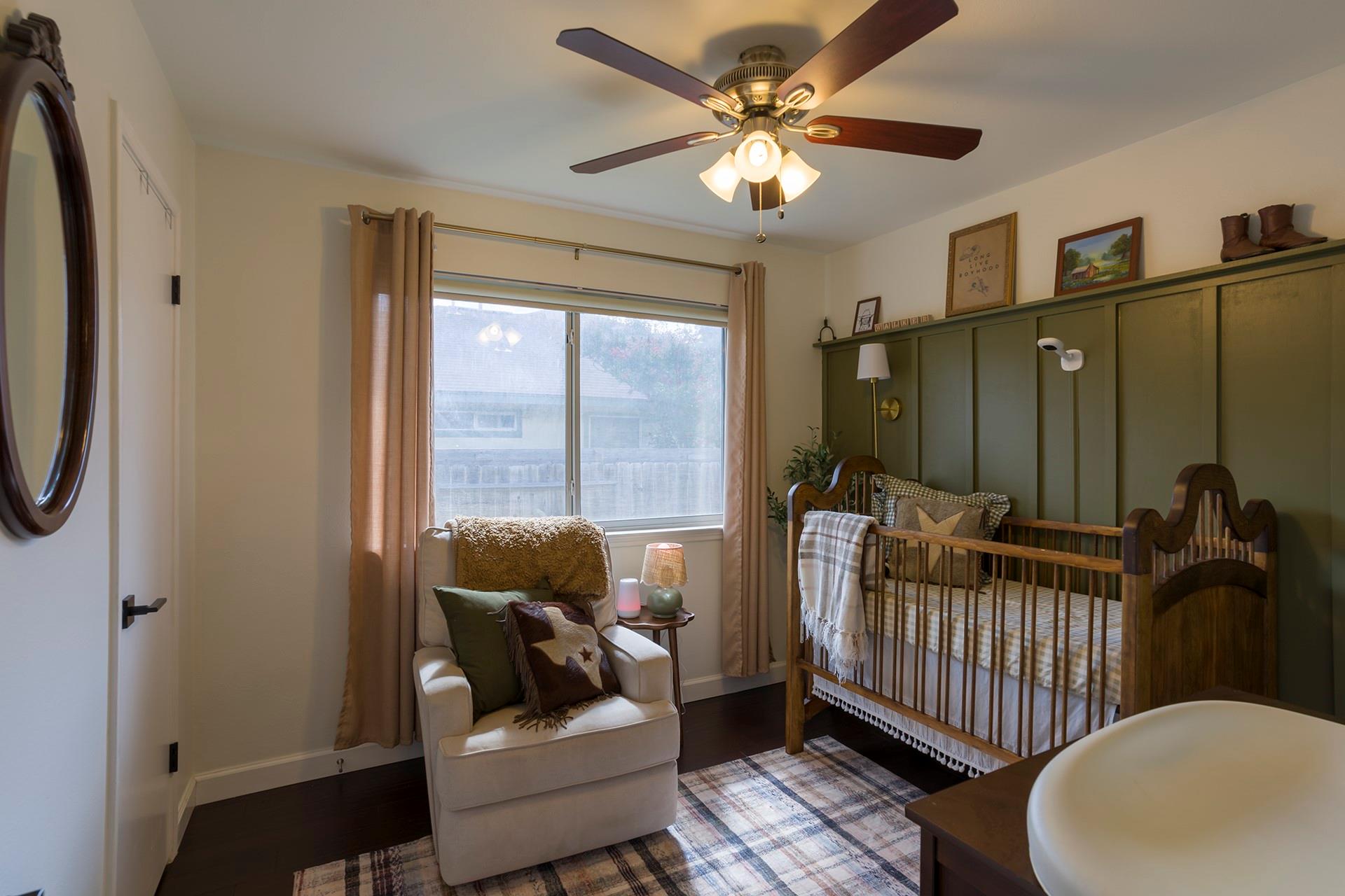906 Iris Dr, Georgetown, TX 78626