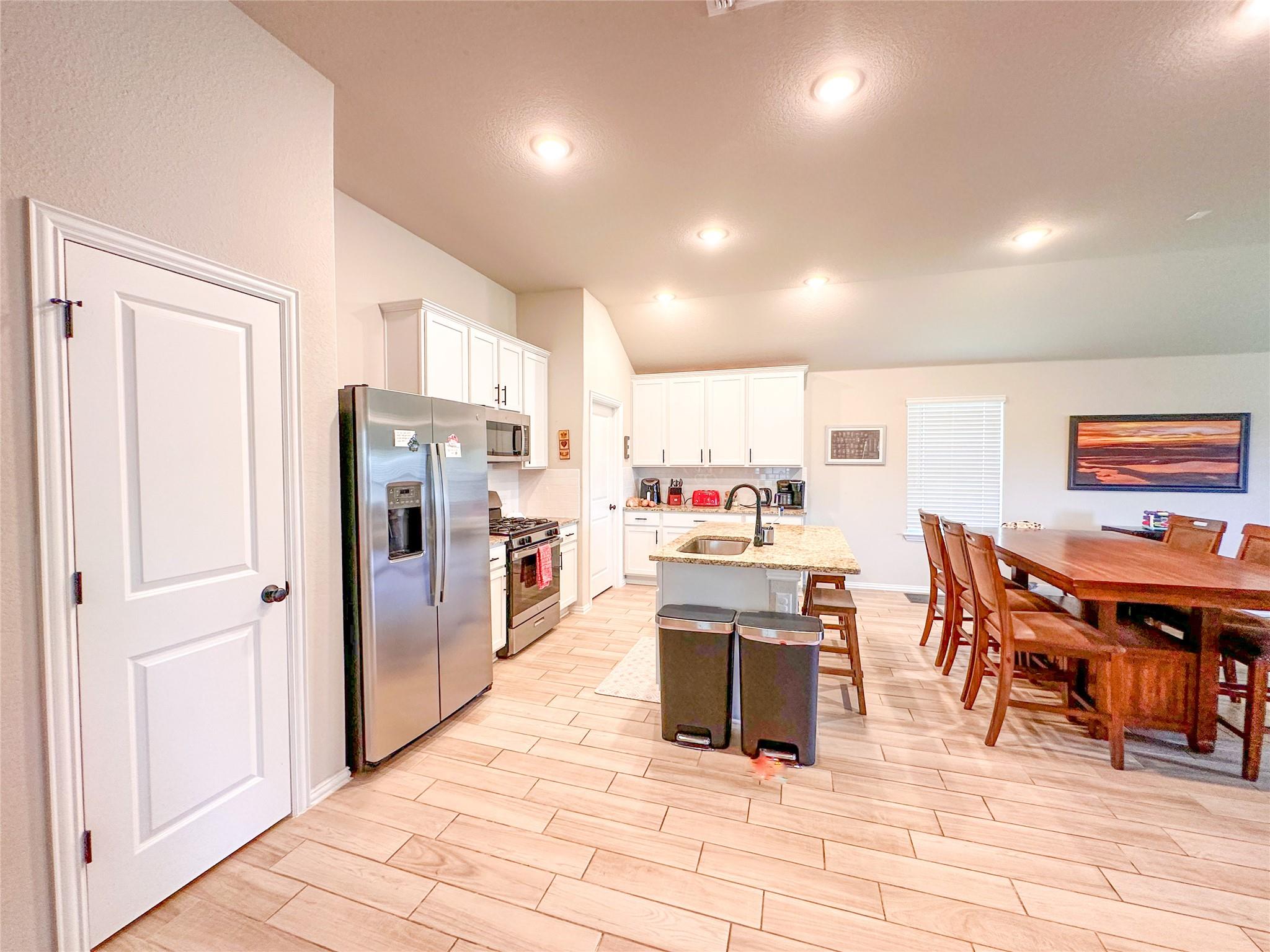 120 Shagbark Trl, Bastrop, TX 78602