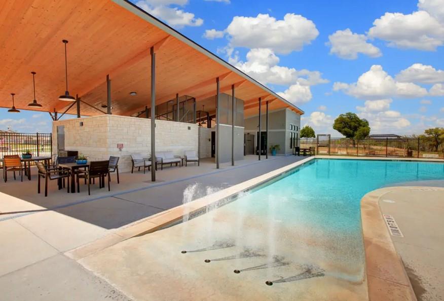 120 Shagbark Trl, Bastrop, TX 78602
