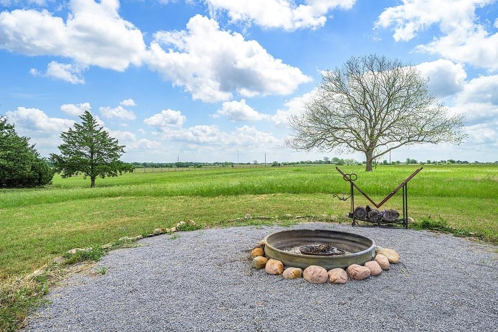 1970 West Highway 159 Highway, Fayetteville, TX 78940
